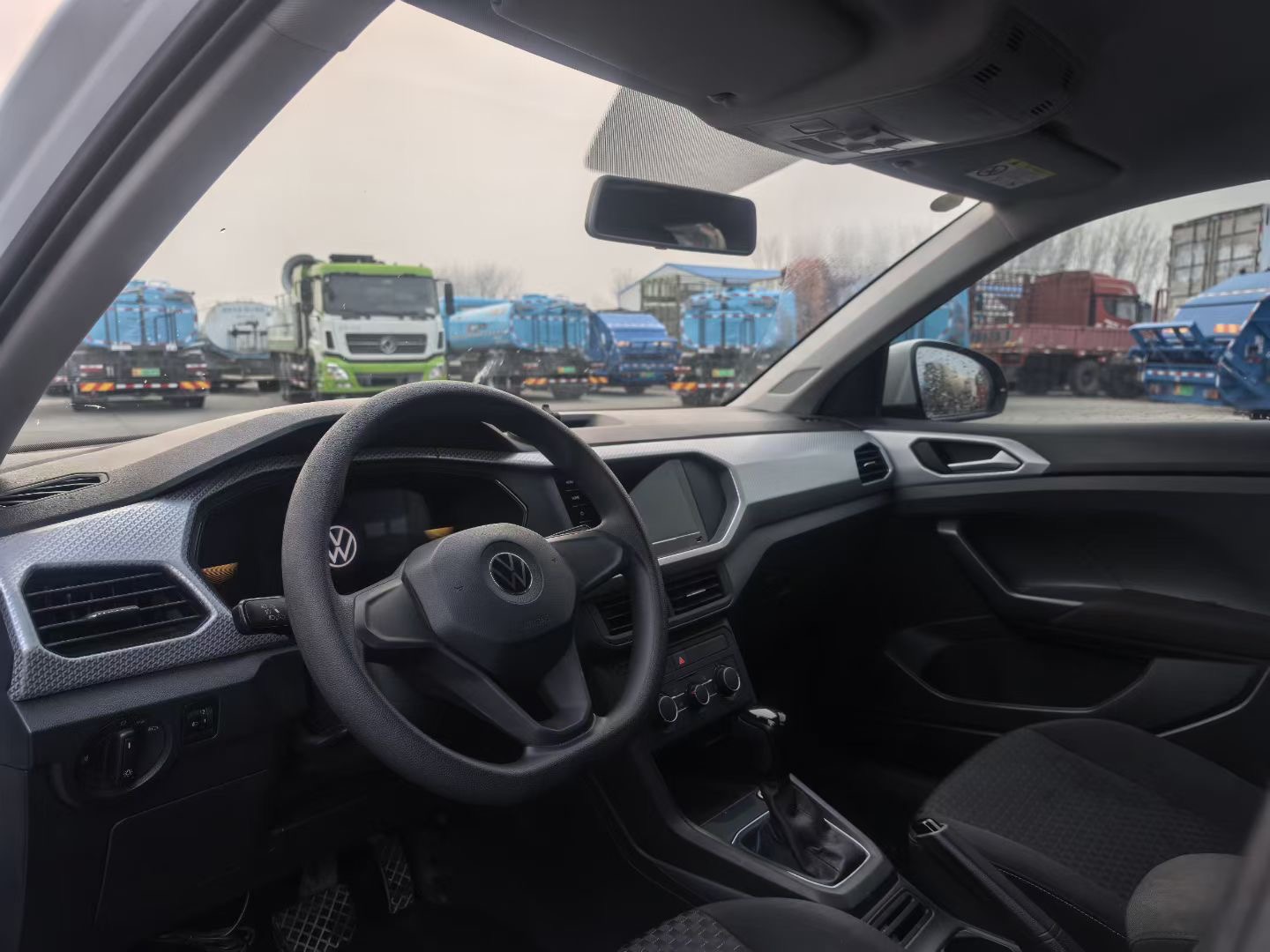 Volkswagen Tacqua 2023 car image #8