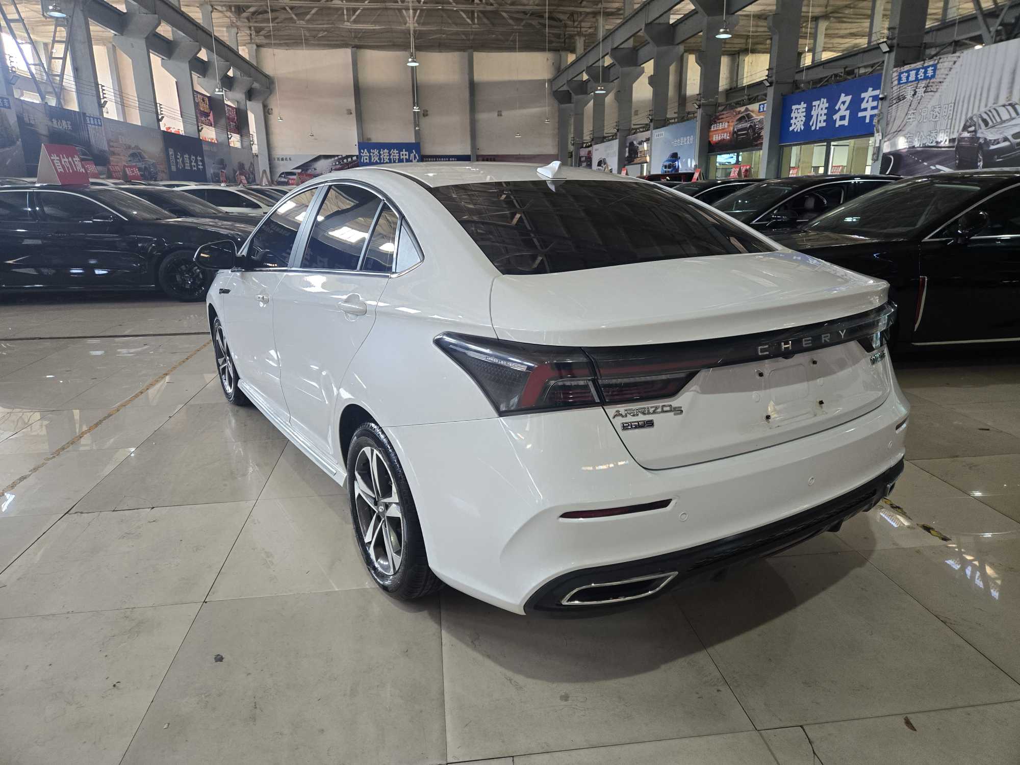 Chery Arrizo 5 Plus 2022 immagine di auto #8