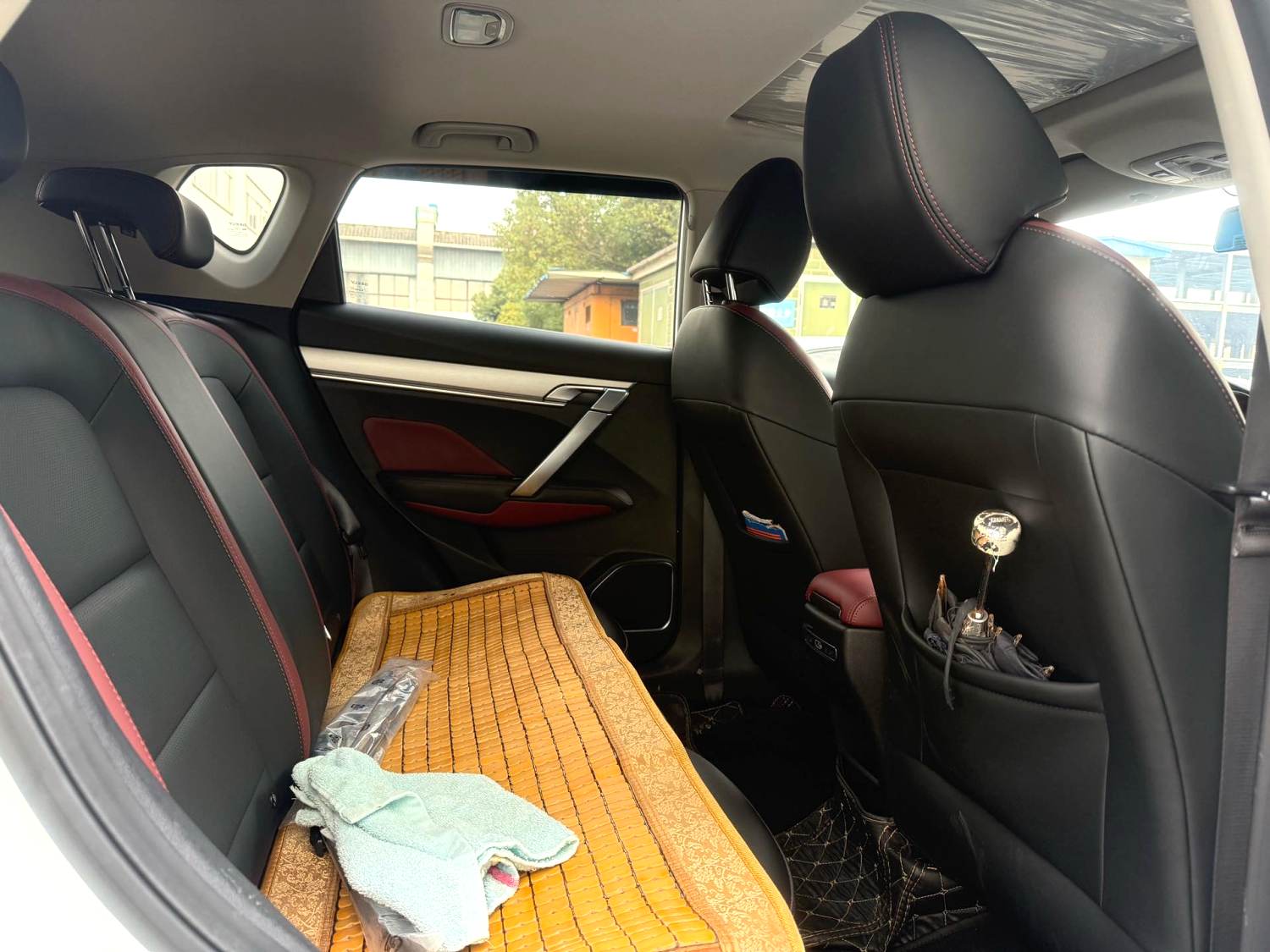 GEELY Coolray 2021 car image #8