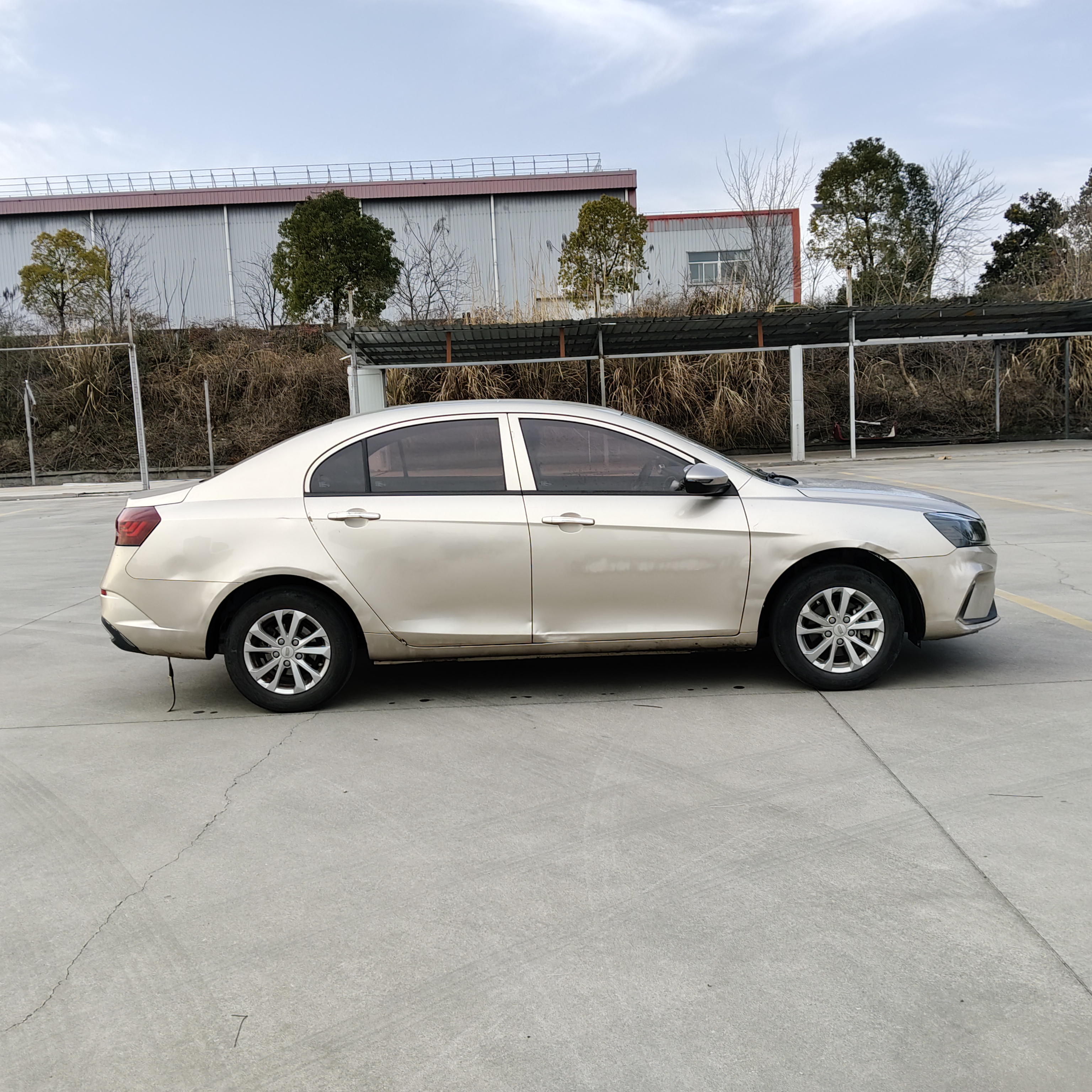 Emgrand 2021 #8 Emgrand 2021 car image #8