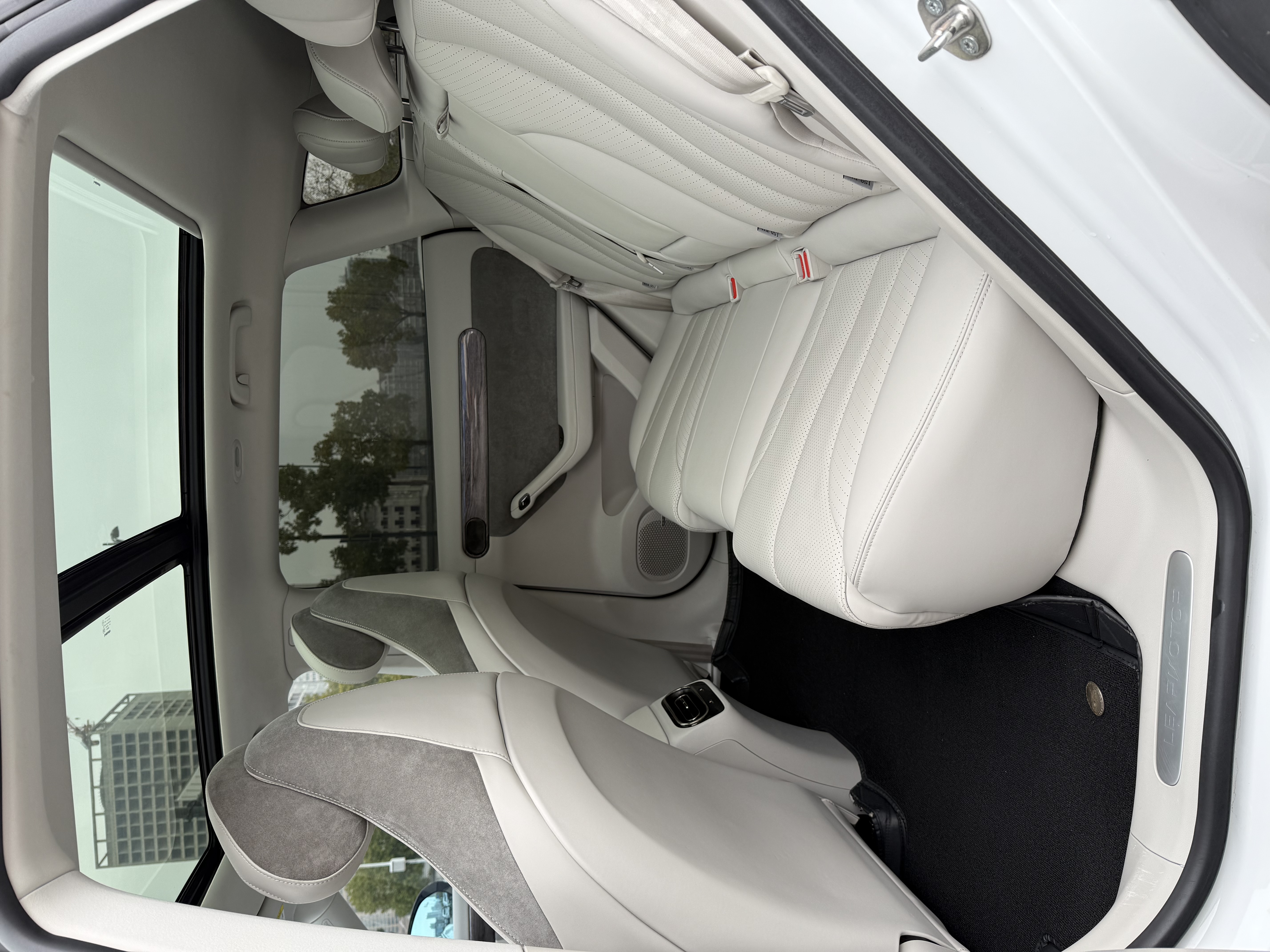 零跑汽车 零跑C11 2022 汽车图片 #8