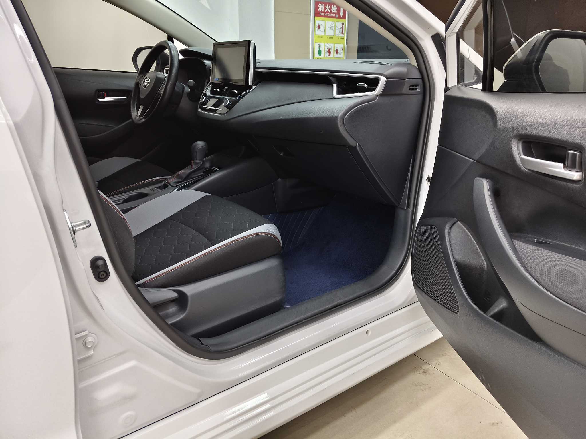Corolla 2023 car image #8