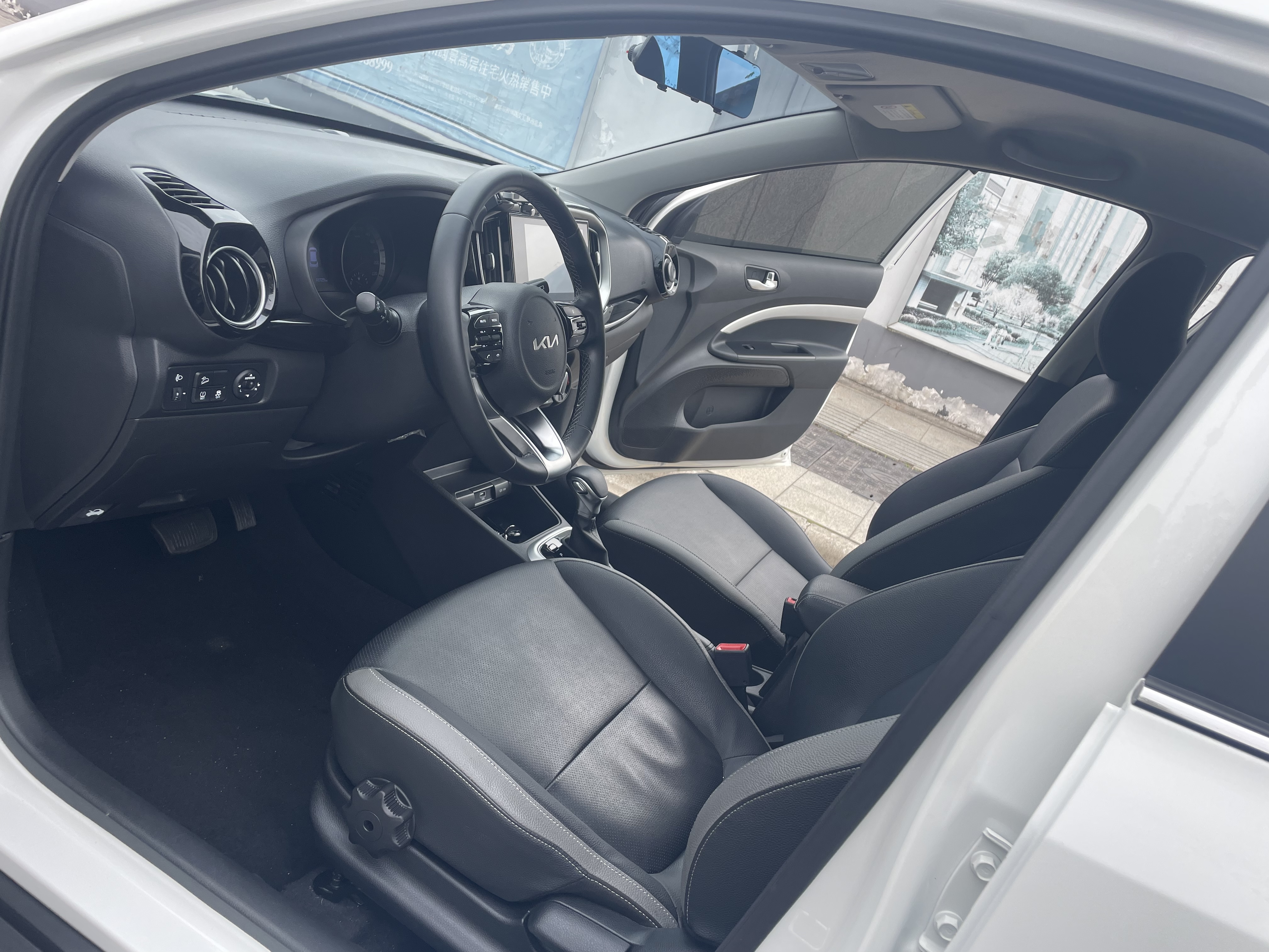 Kia KX1 2022 car image #8