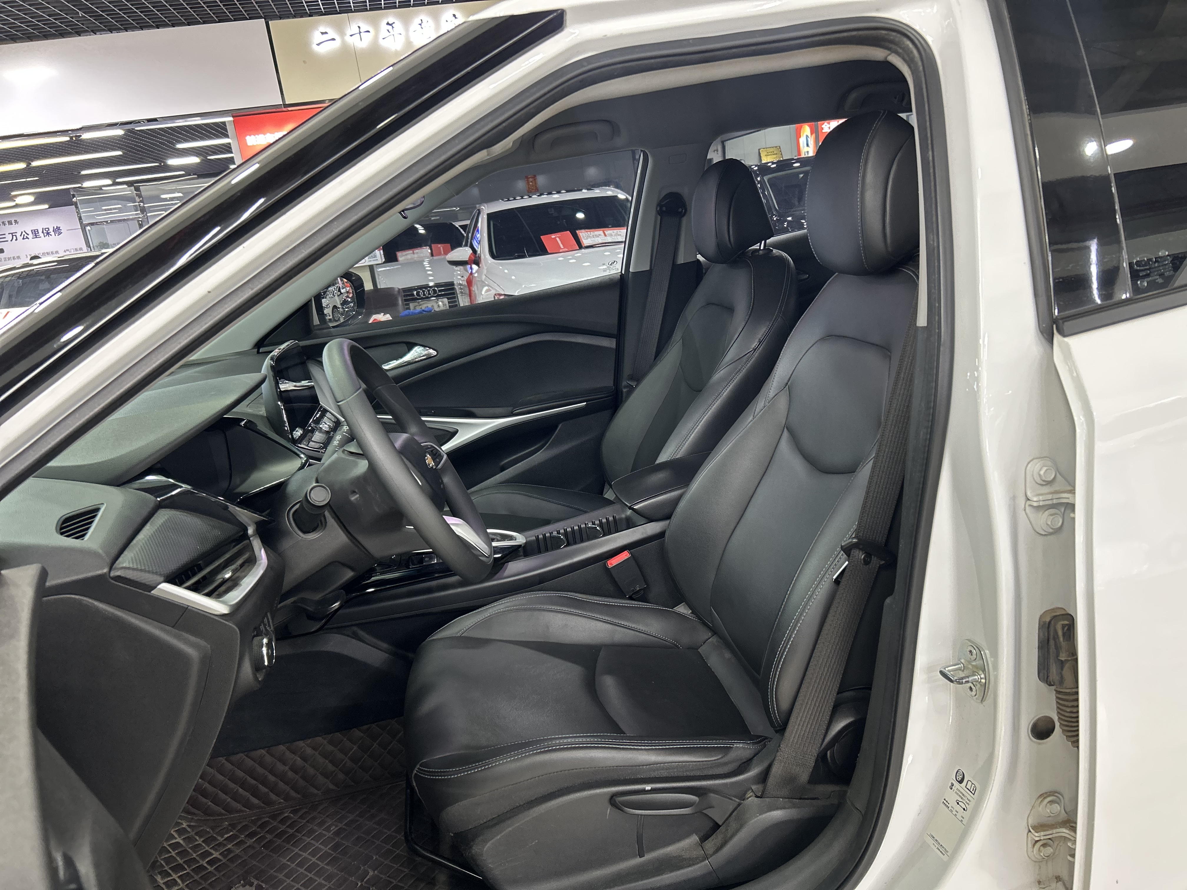 Chevrolet Charm 2021 car image #8