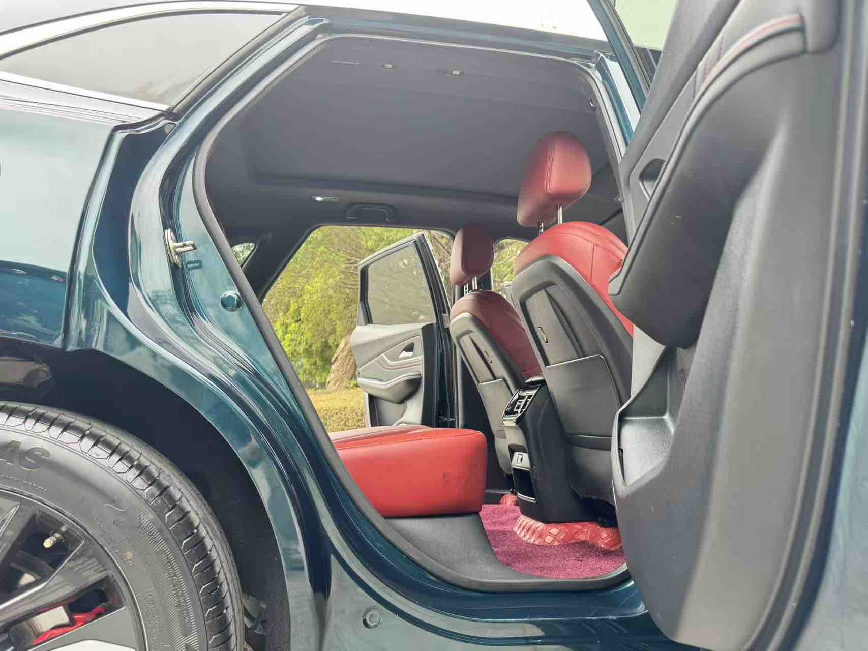 Forthing T5 EVO 2022 #8 Forthing T5 EVO 2022 car image #8