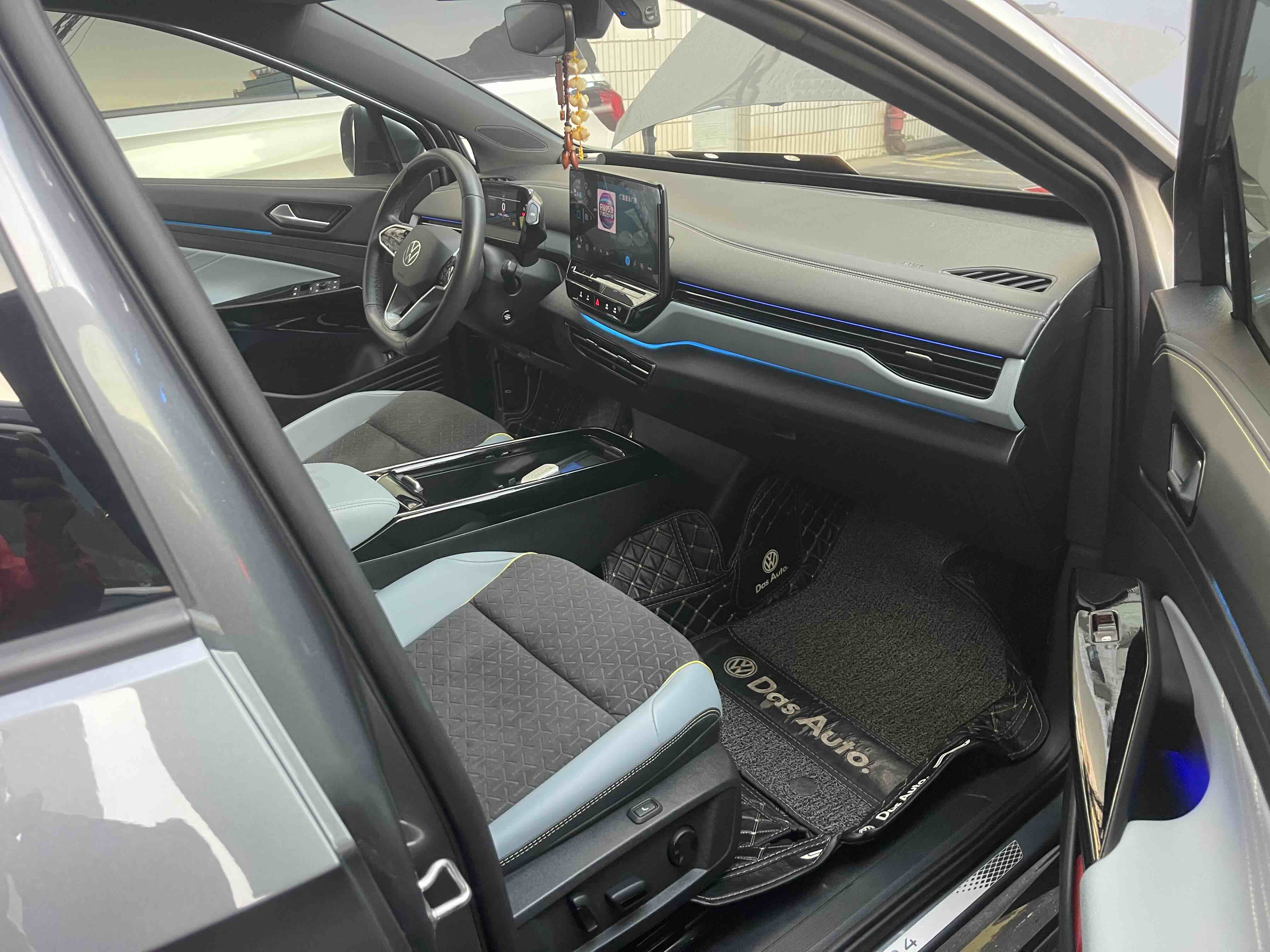 Volkswagen ID.4 X 2022 immagine di auto #8