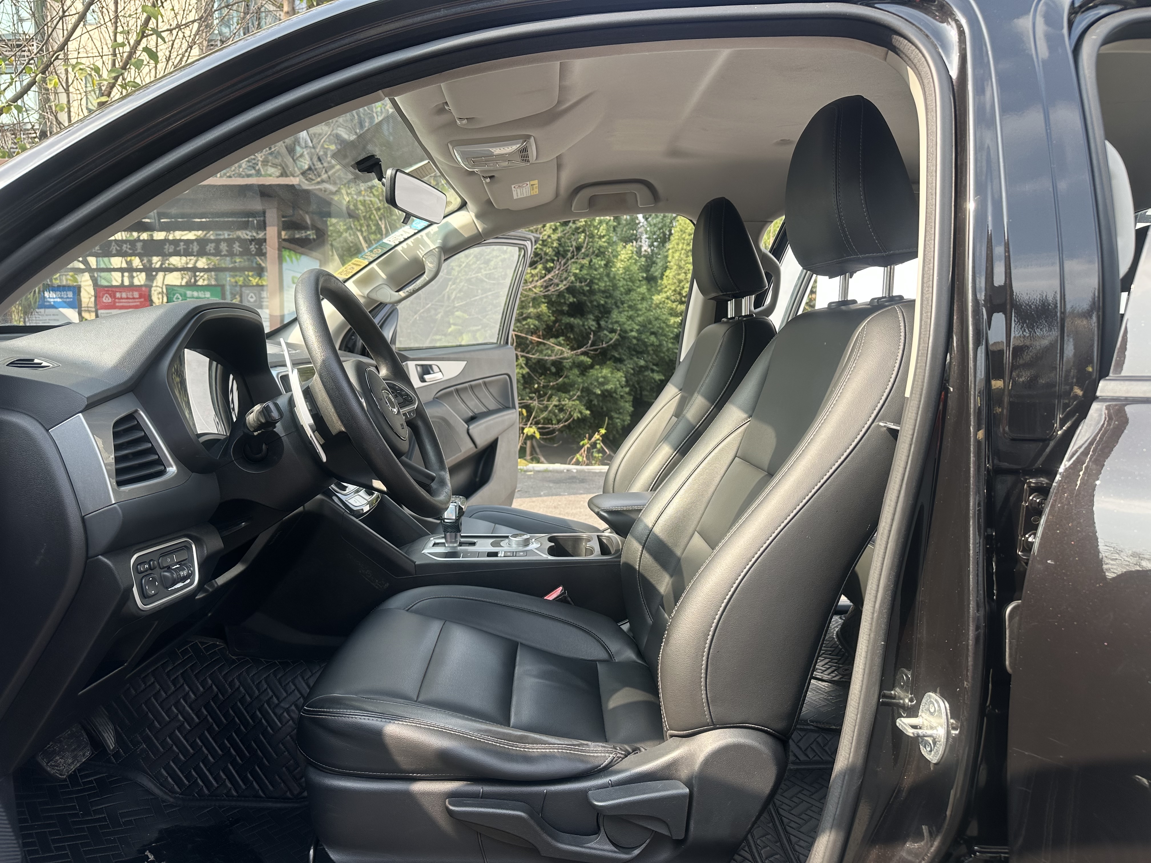 Great Wall Poer 2020 car image #8