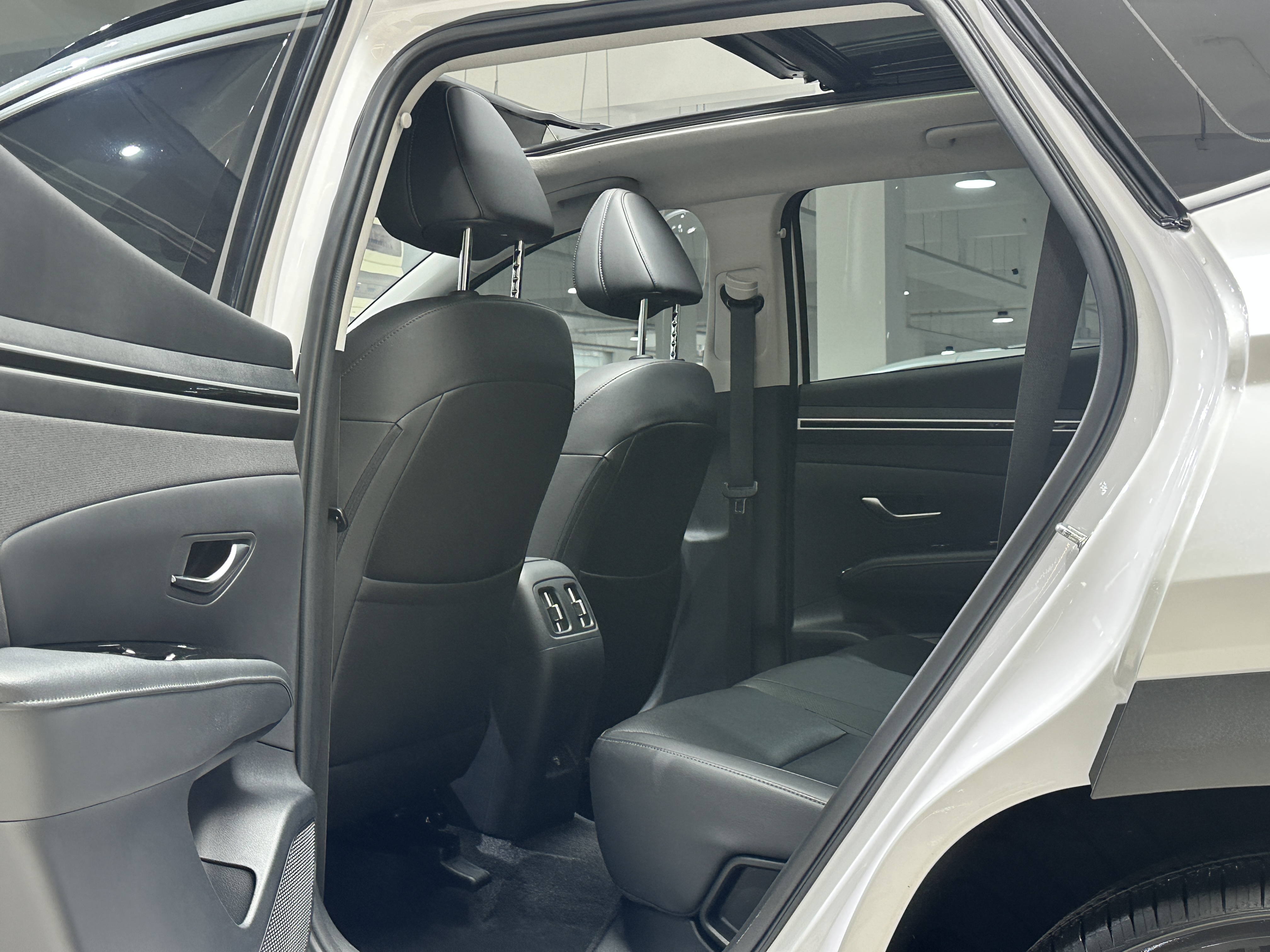 Hyundai Tucson 2022 immagine di auto #8