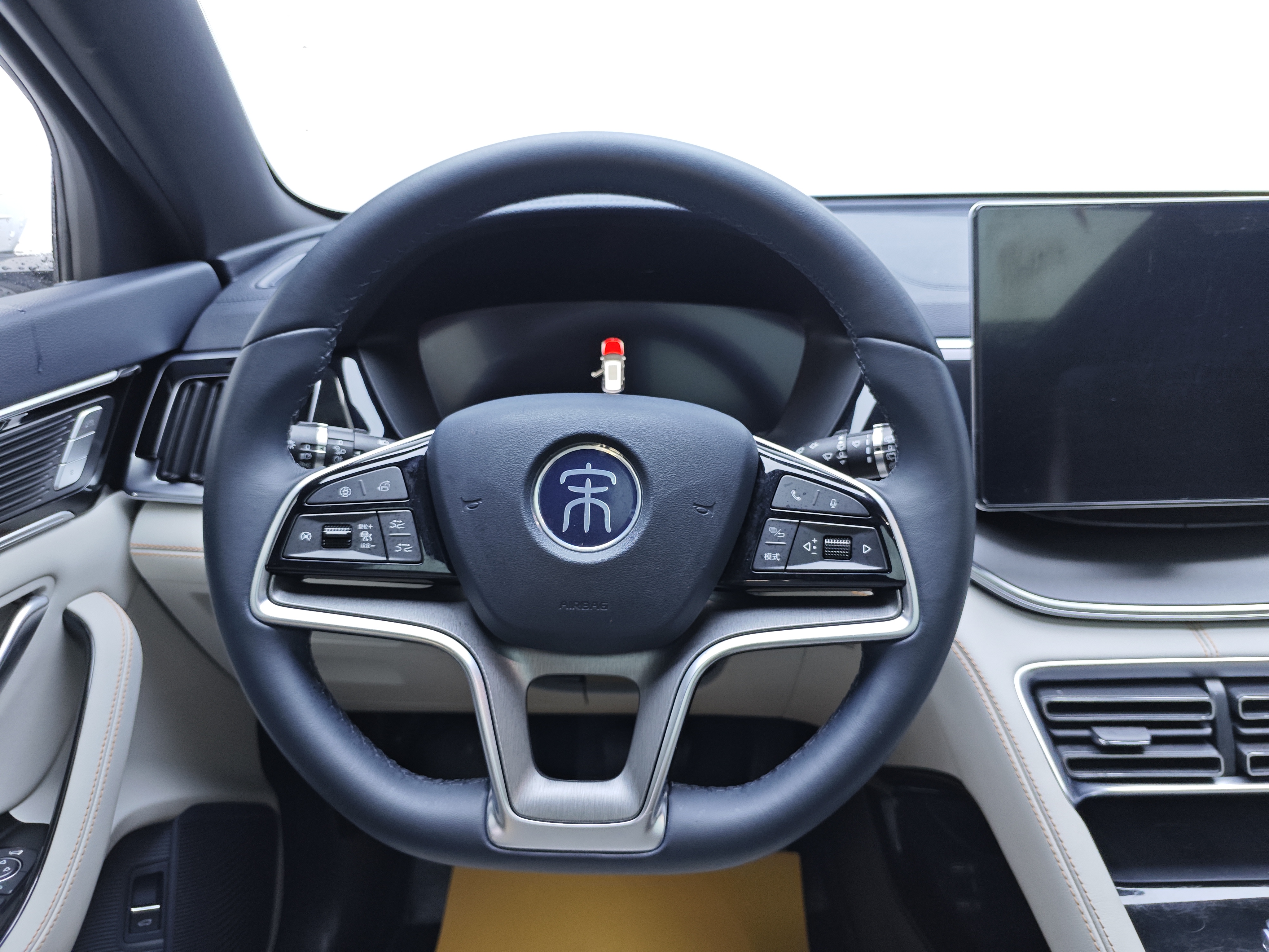 BYD Song Plus New Energy 2023 car image #8