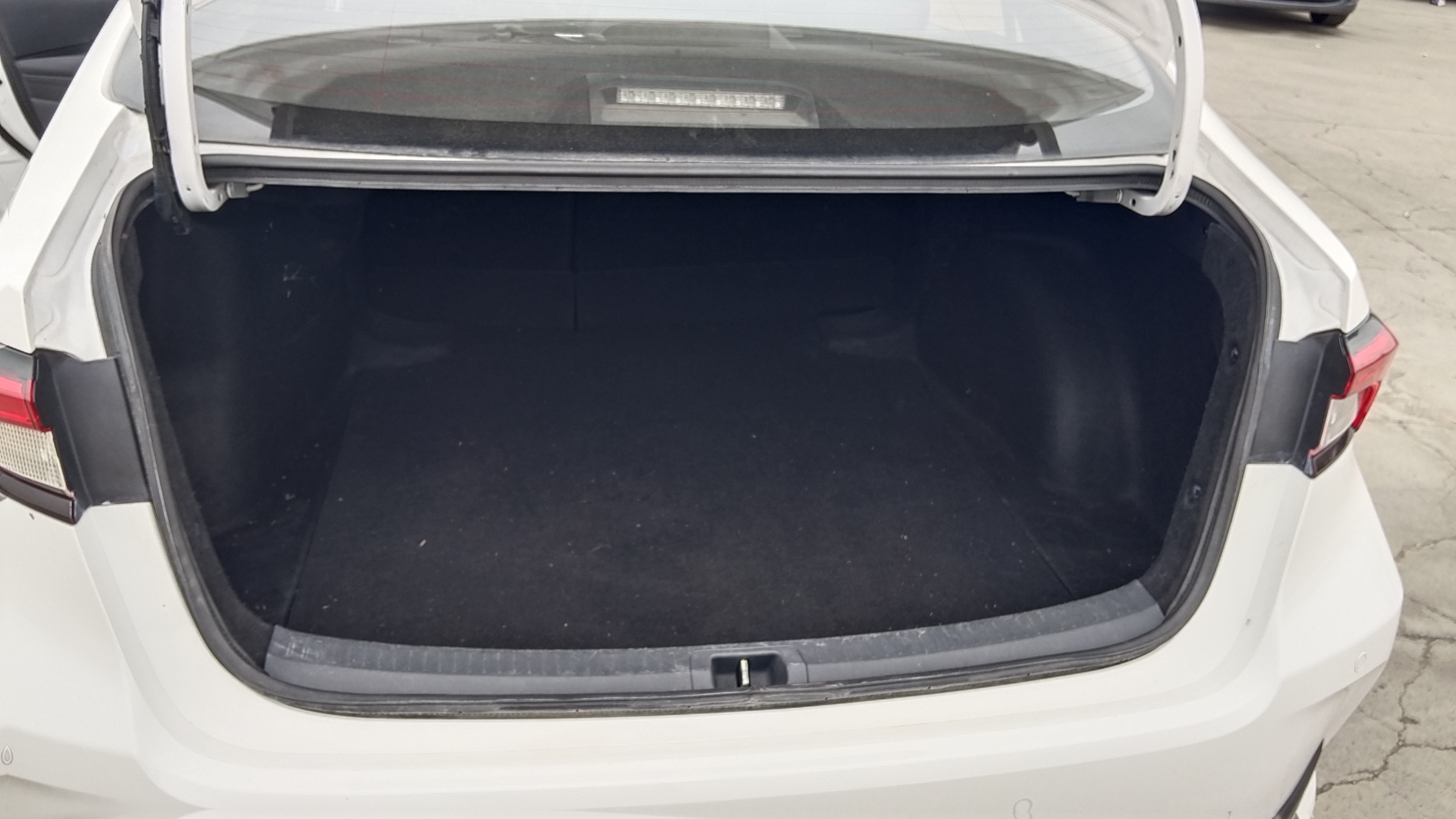 Toyota Allion 2021 car image #8