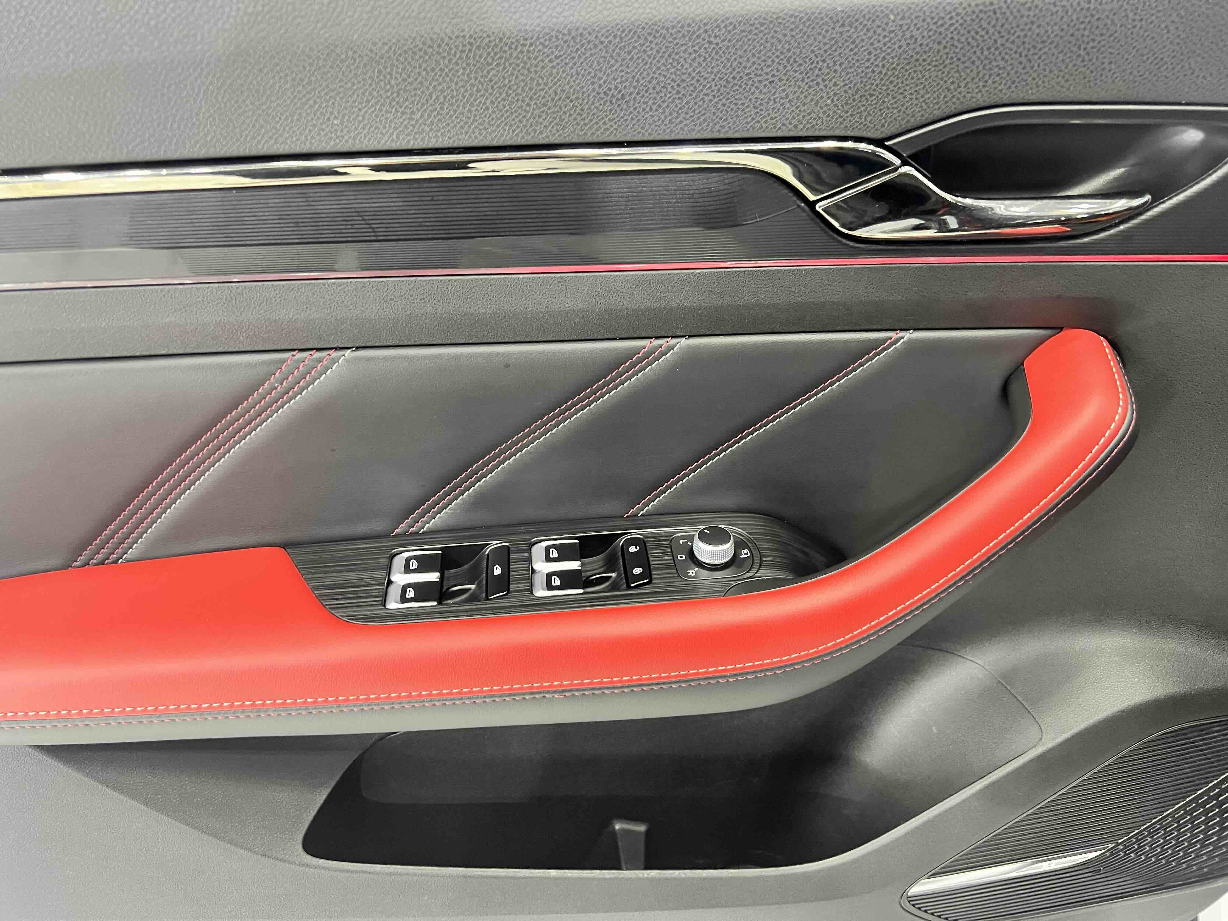 Emgrand S 2021 car image #8