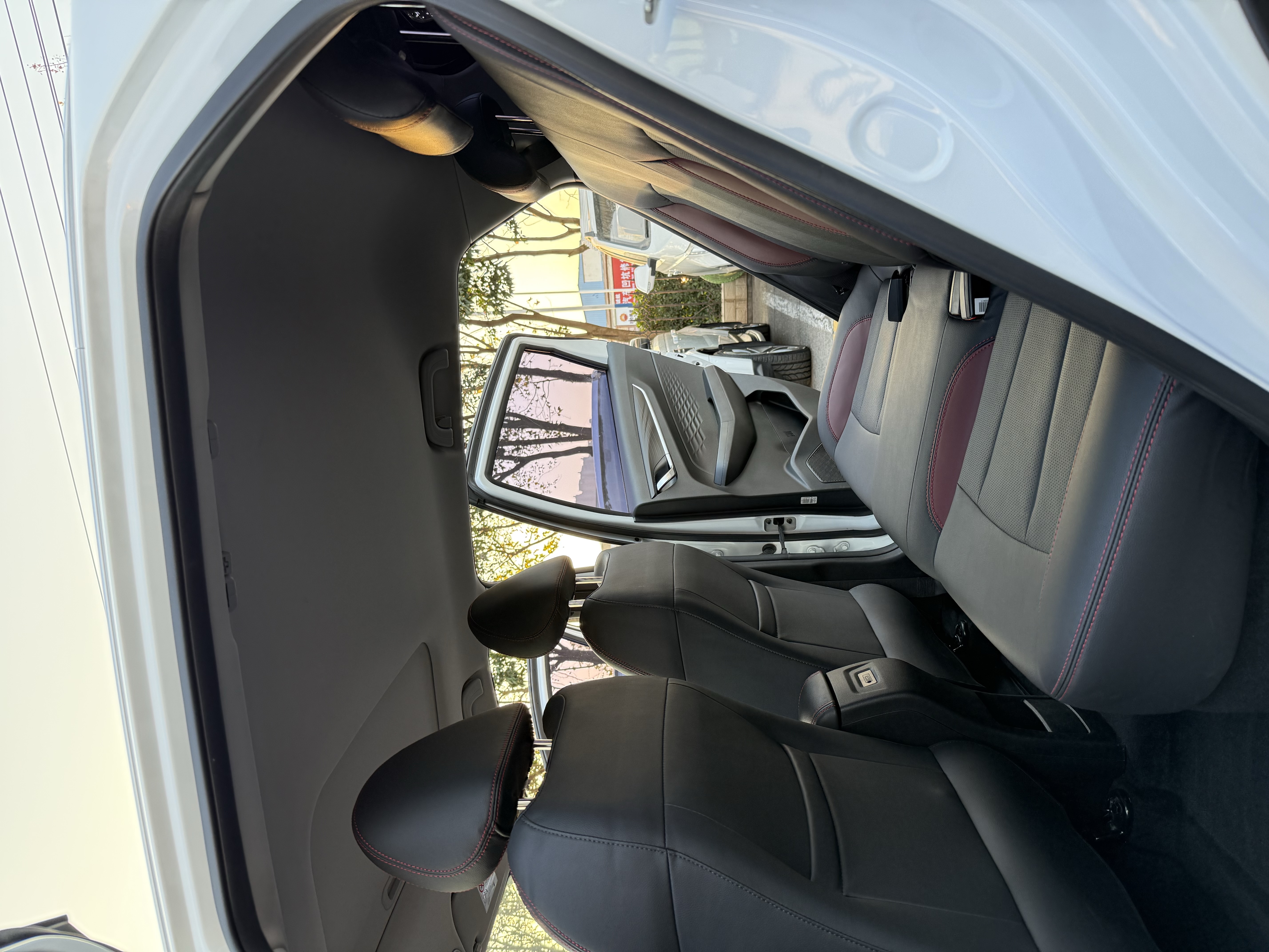 Vision X3 2021 immagine di auto #8