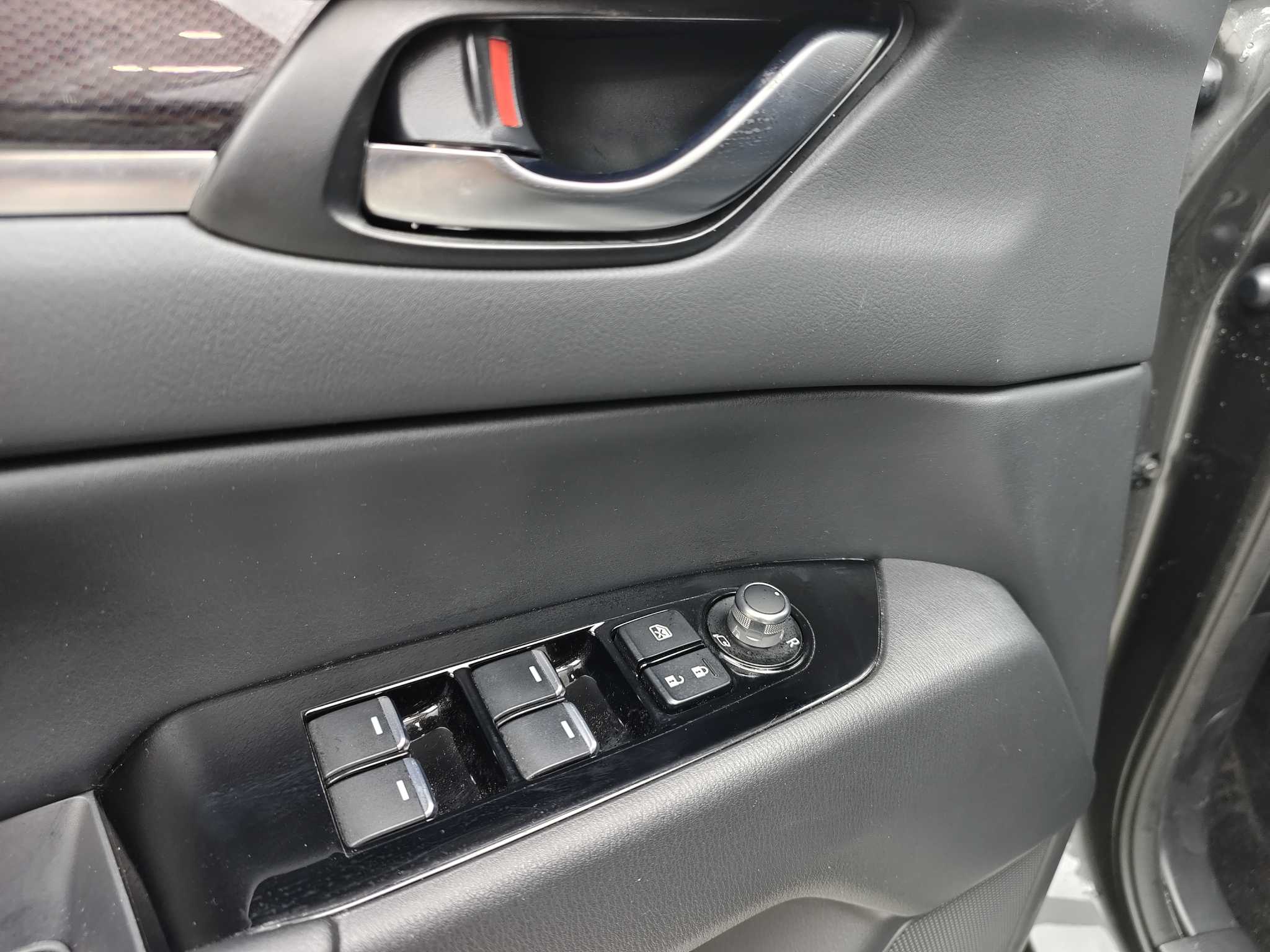 Mazda CX-5 2022 car image #8