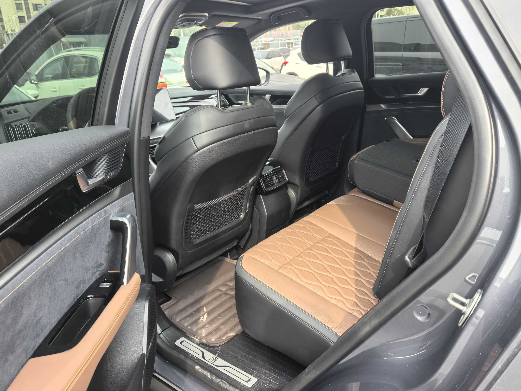 BYD Tang New Energy 2023 car image #8