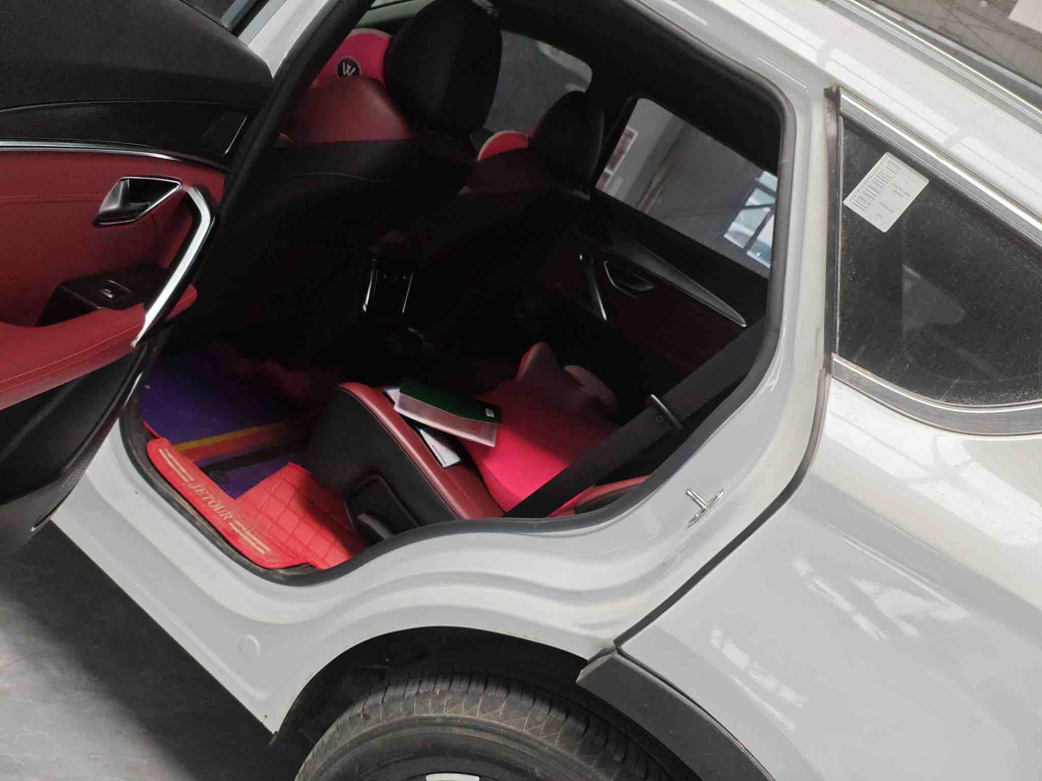 Jetour X70 PLUS 2022 car image #8