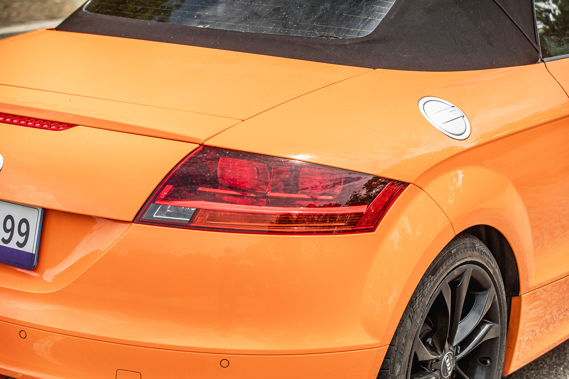 Audi TTS 2013 car image #8