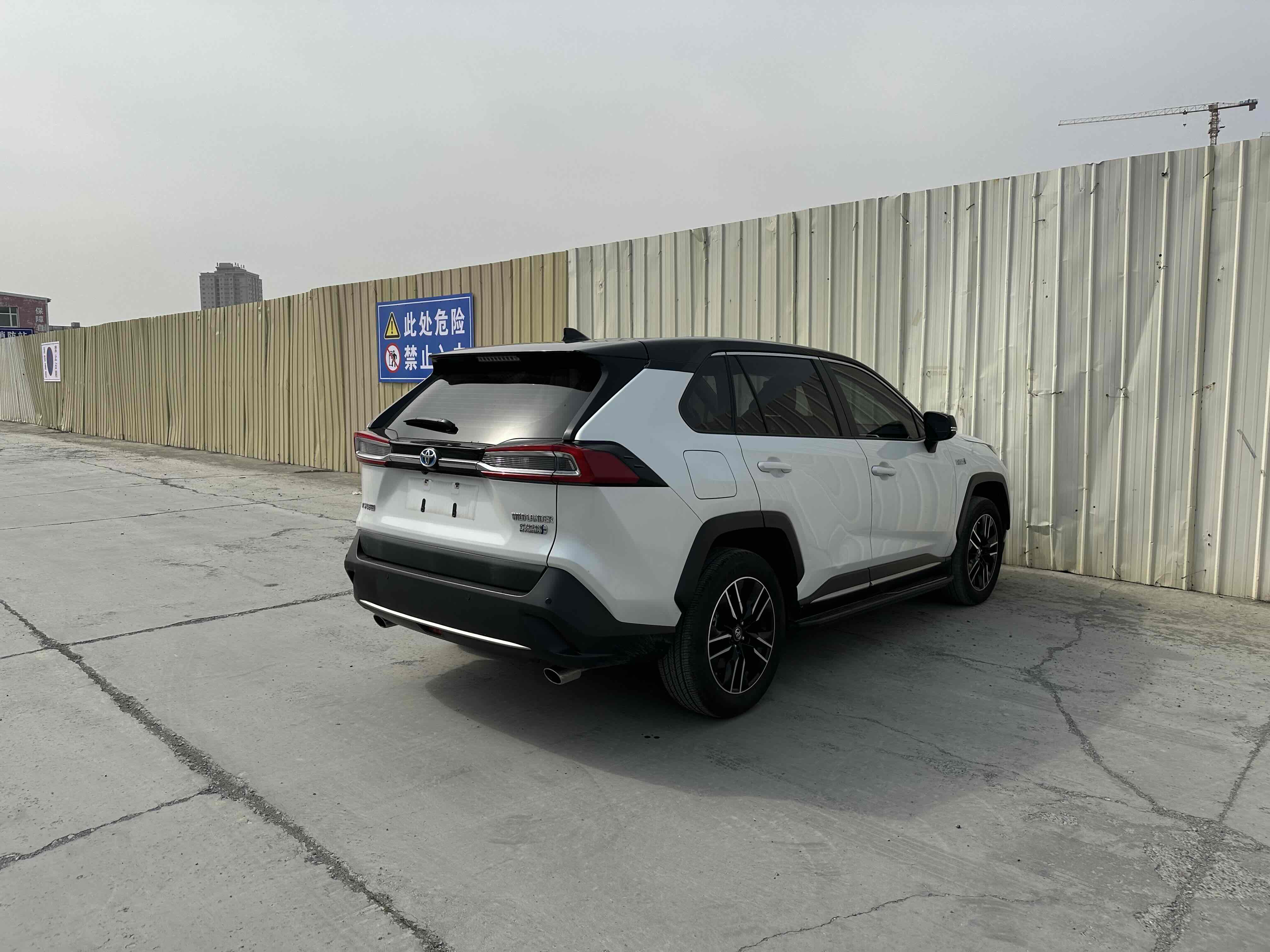 丰田 威兰达新能源 2021 #8 丰田 威兰达新能源 2021 汽车图片 #8