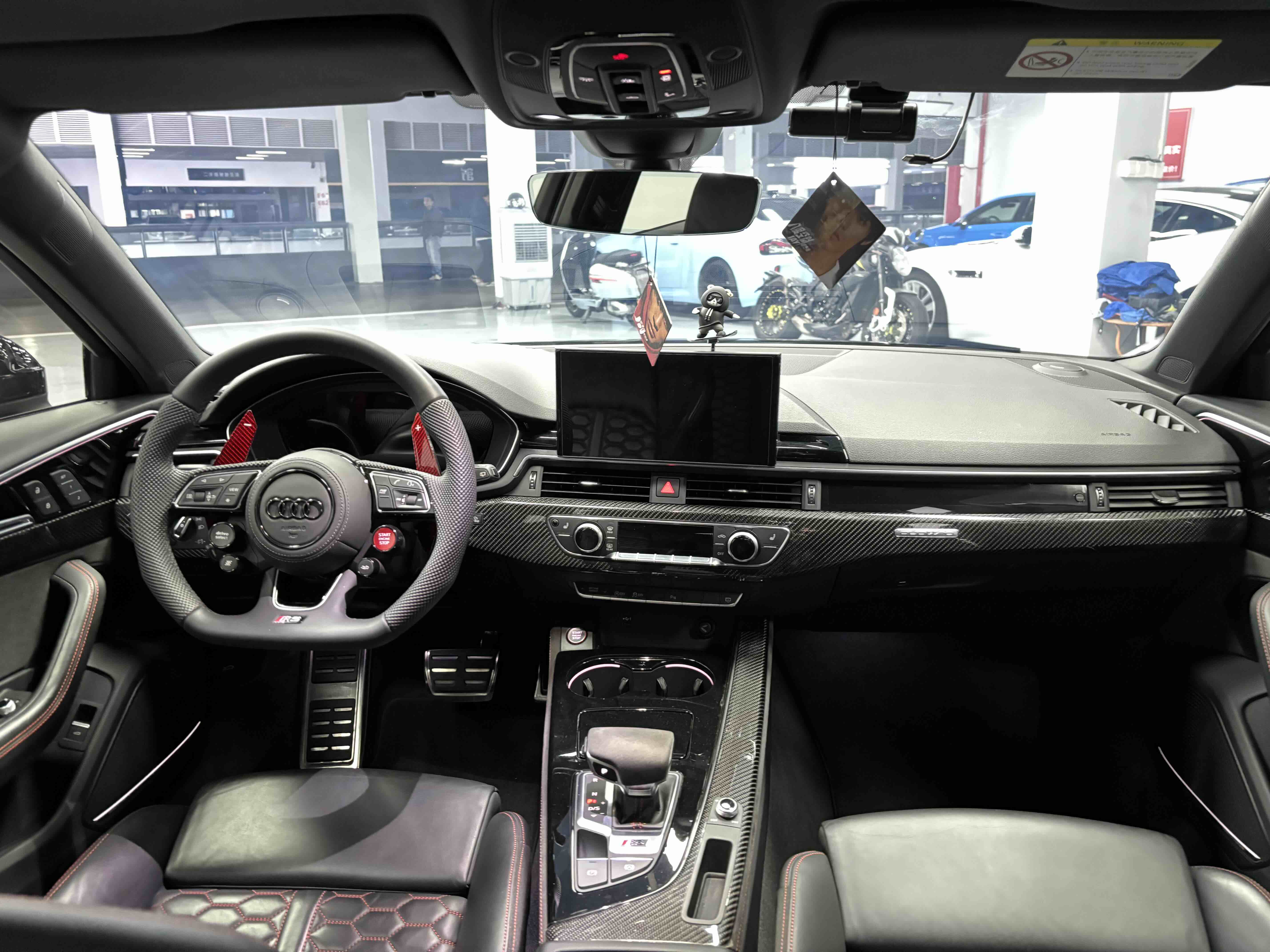 Audi RS 4 2022 immagine di auto #8