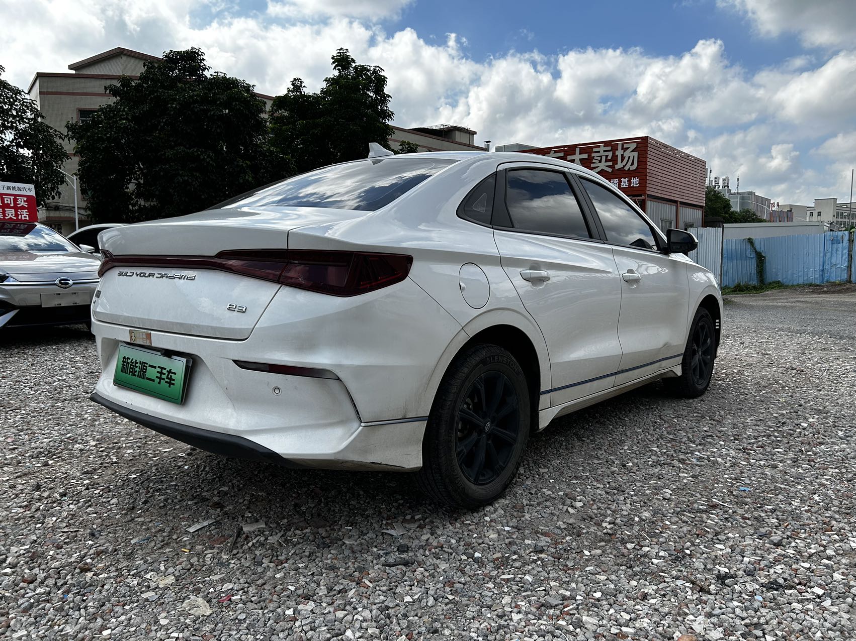 BYD e3 2024 car image #8