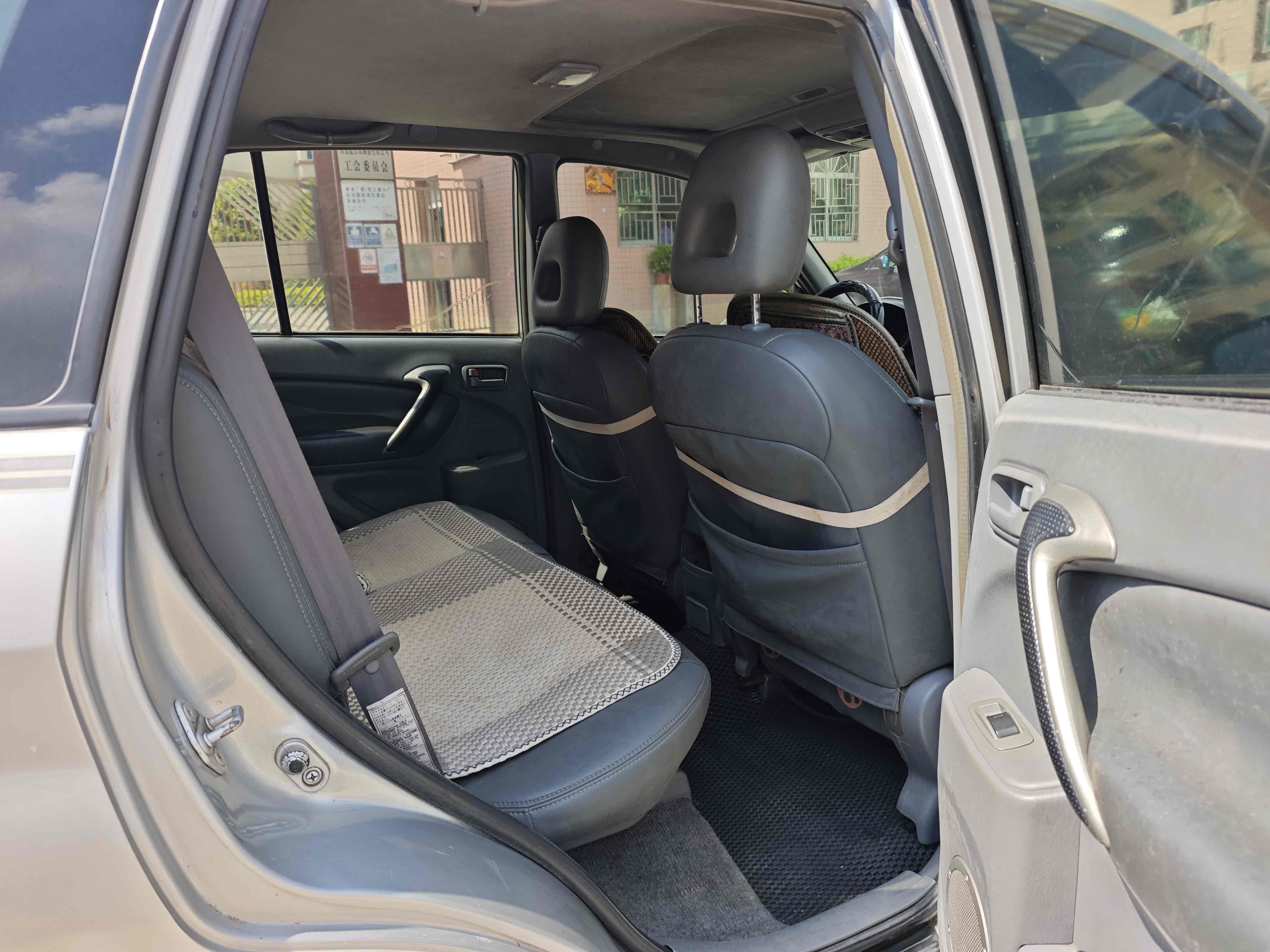 Toyota RAV4 (Imported) 2003 #8 Toyota RAV4 (Imported) 2003 image de voiture #8