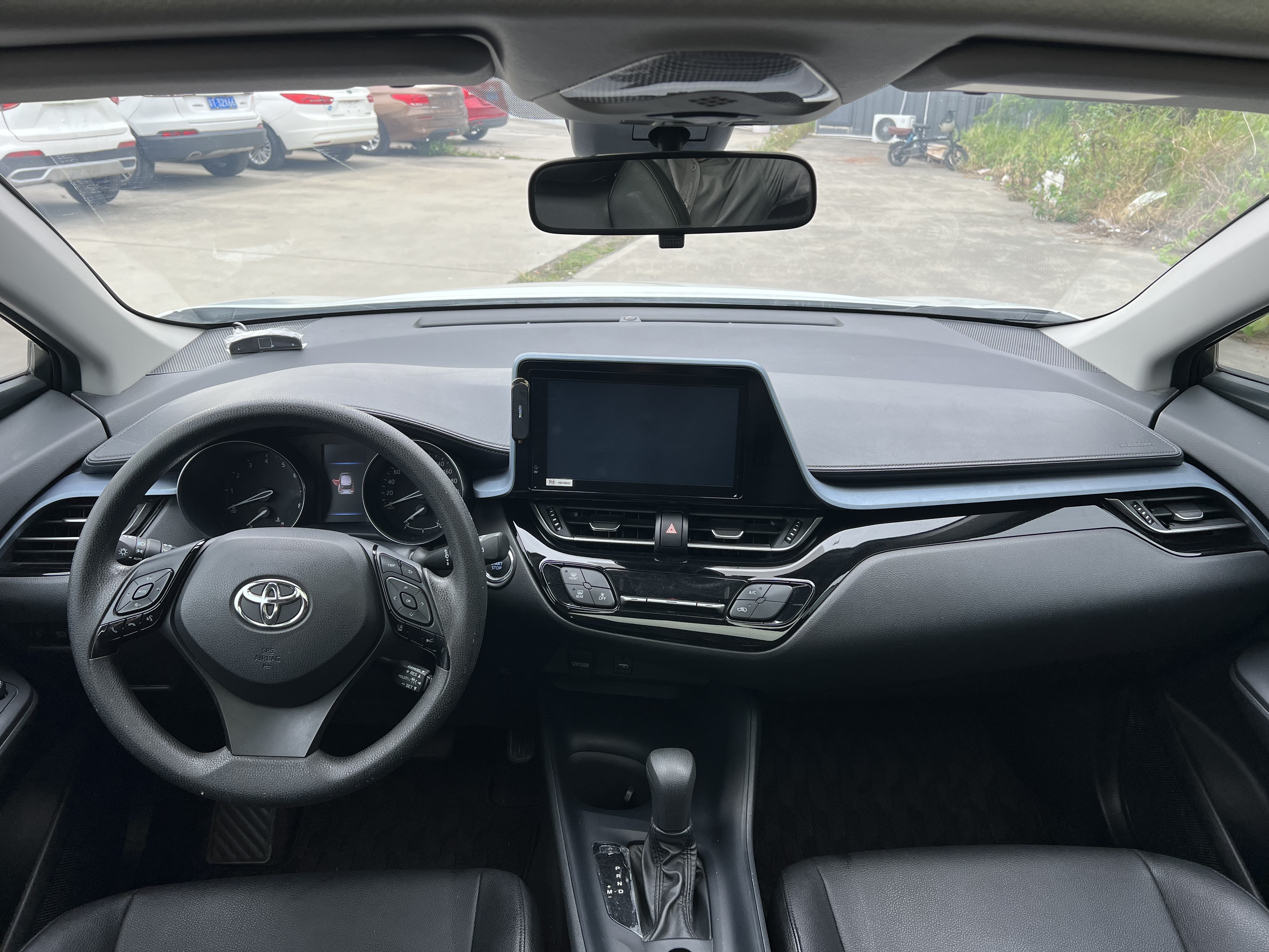 Toyota Izoa 2021 car image #8