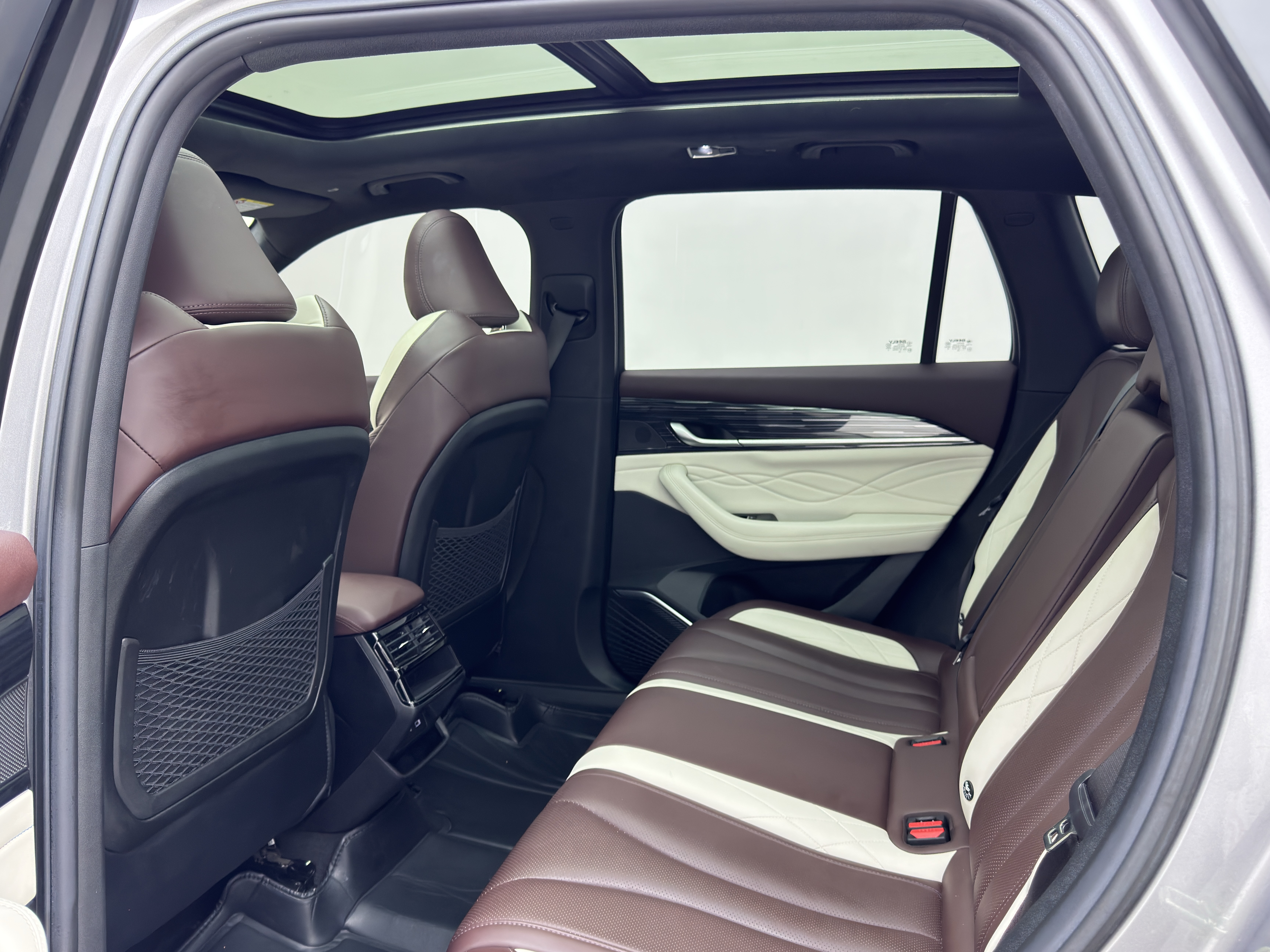 GEELY Monjaro 2023 car image #8