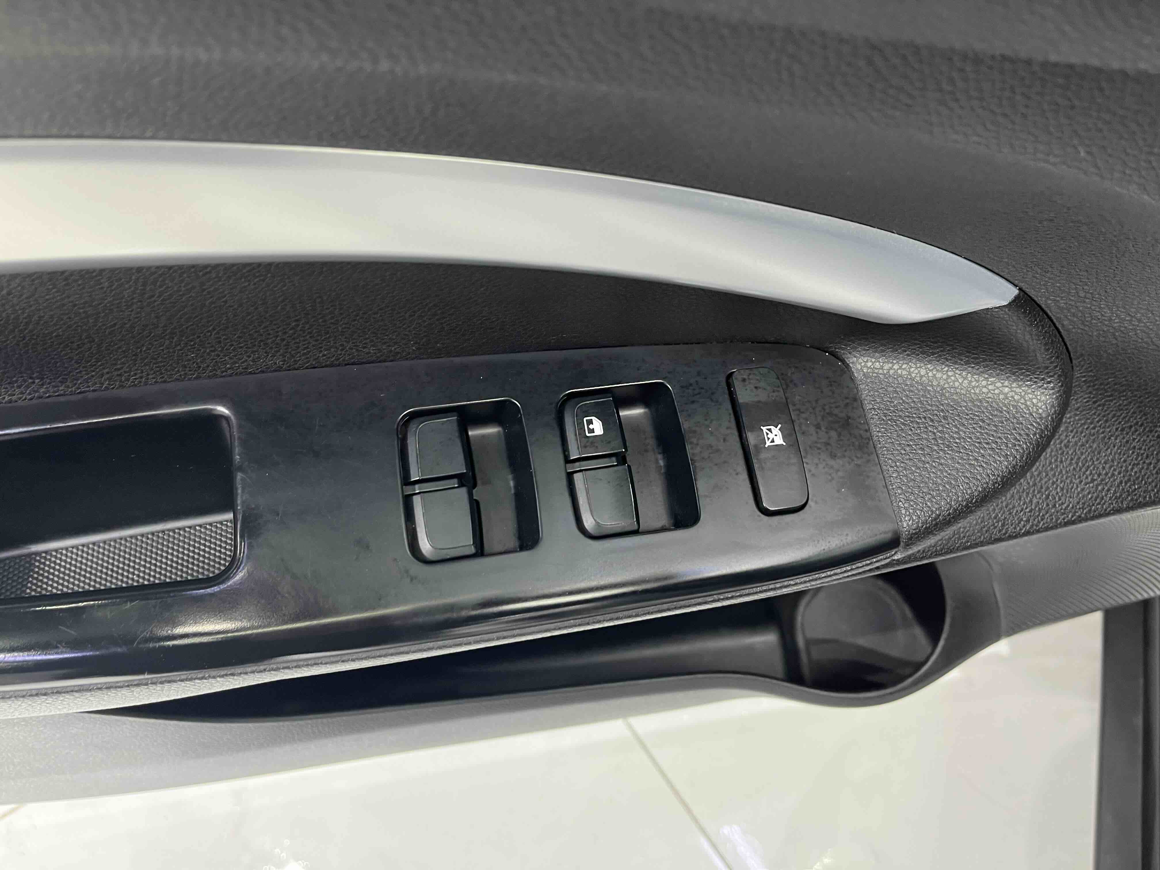 起亚 奕跑 2022 汽车图片 #8