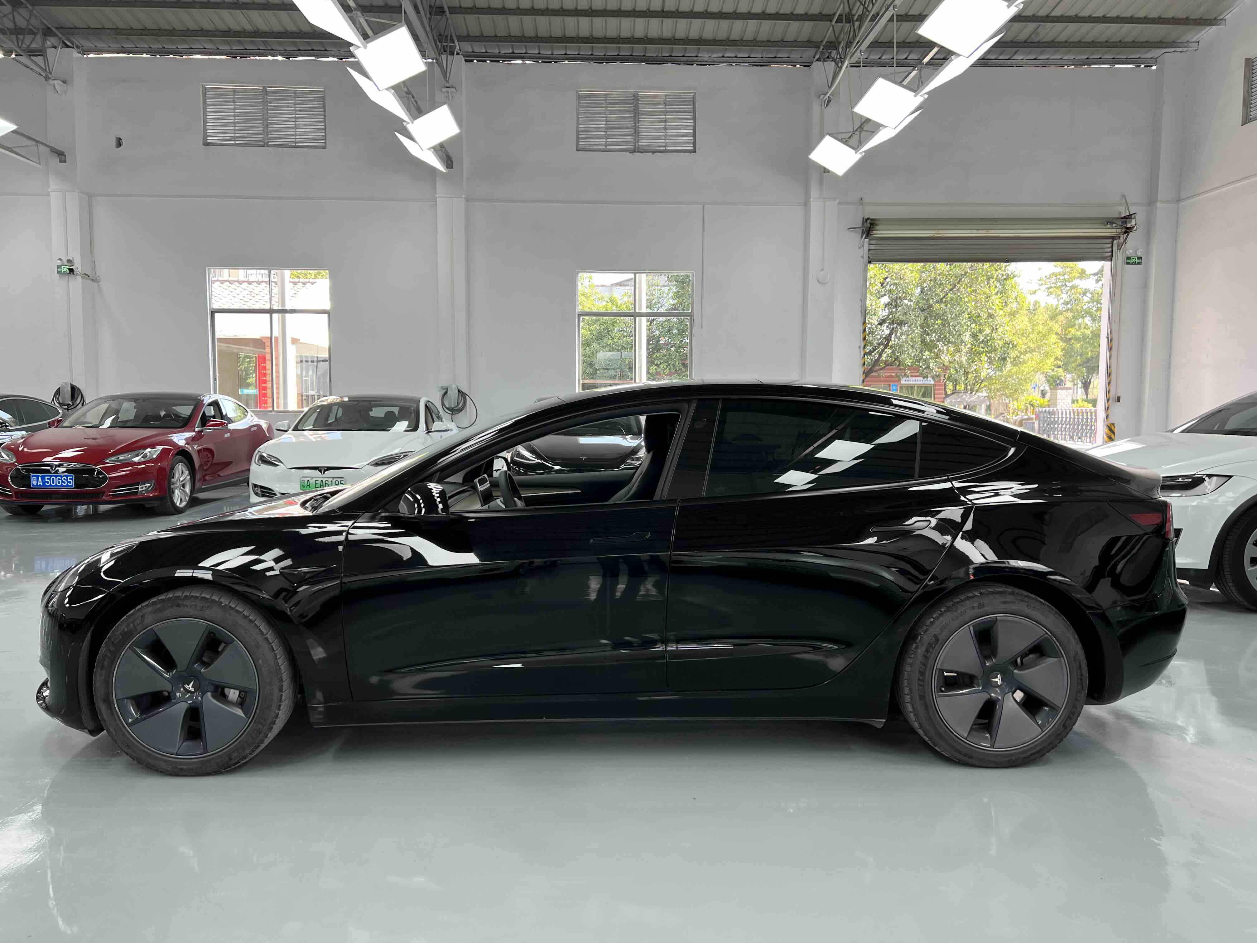Tesla Model 3 2021 #8 Tesla Model 3 2021 car image #8