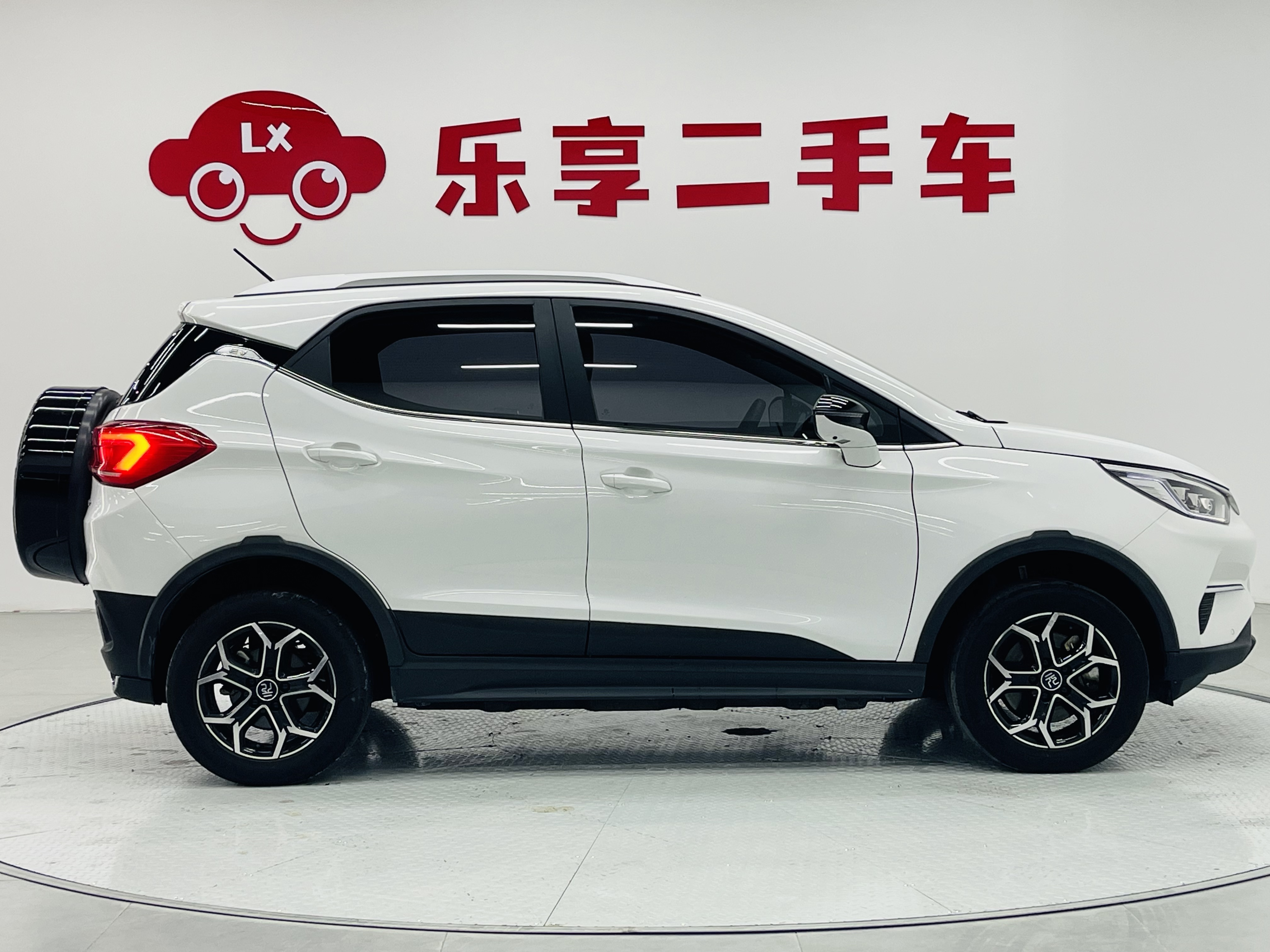 BYD Yuan Pro 2021 car image #8