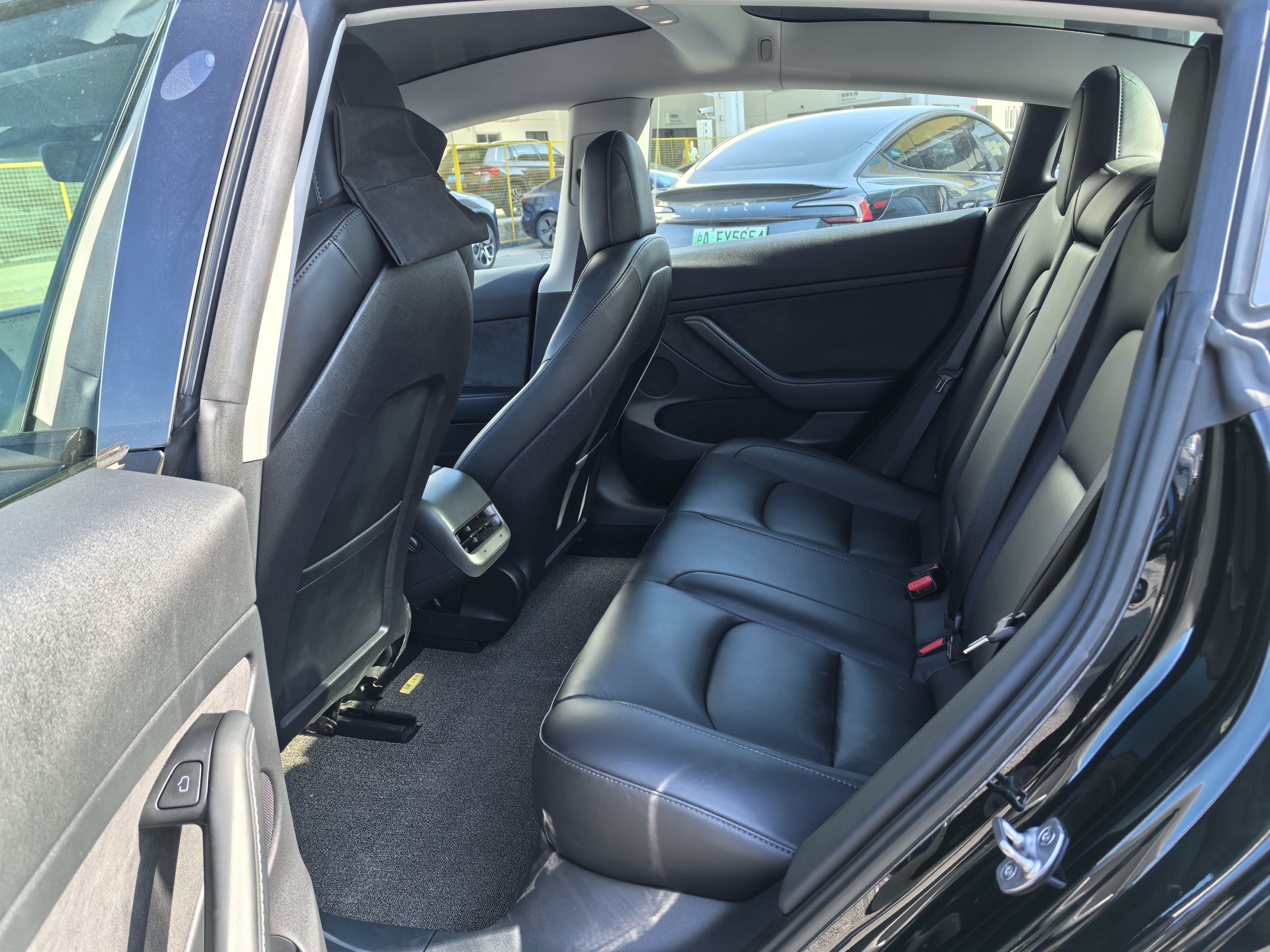 Tesla Model 3 2022 immagine di auto #8