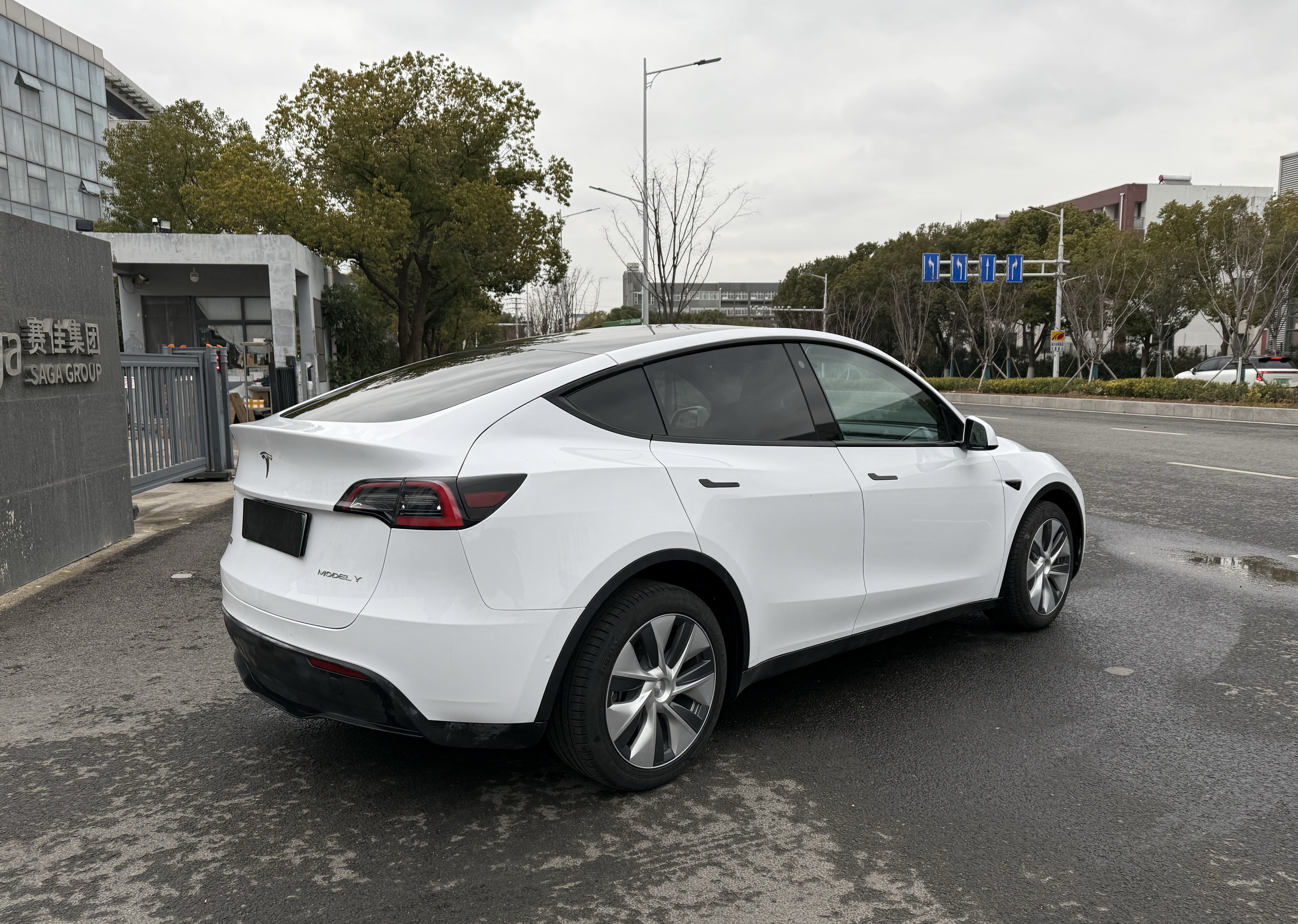 特斯拉 Model Y 2021 汽车图片 #8