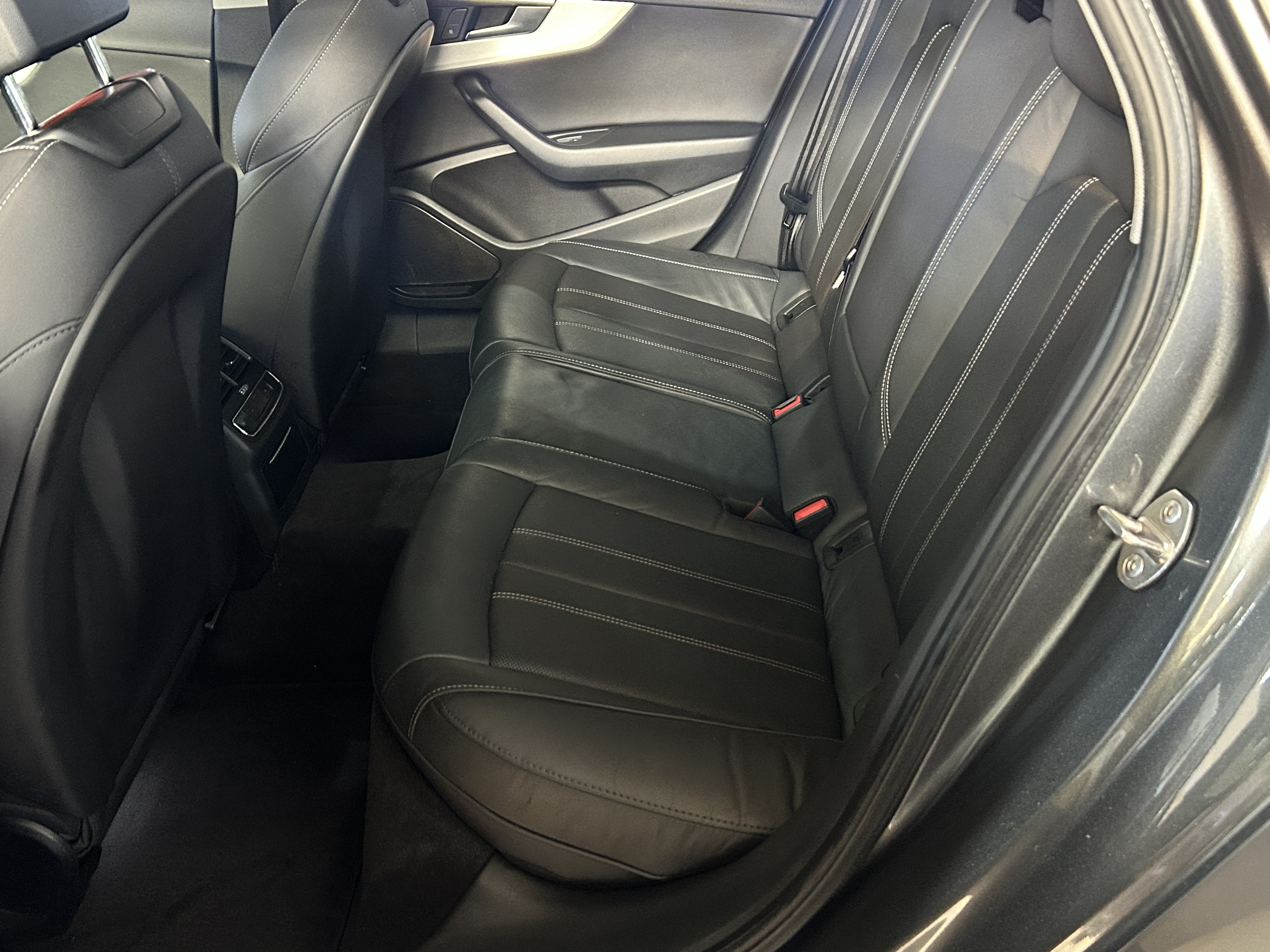 奥迪 奥迪A4L 2021 汽车图片 #8