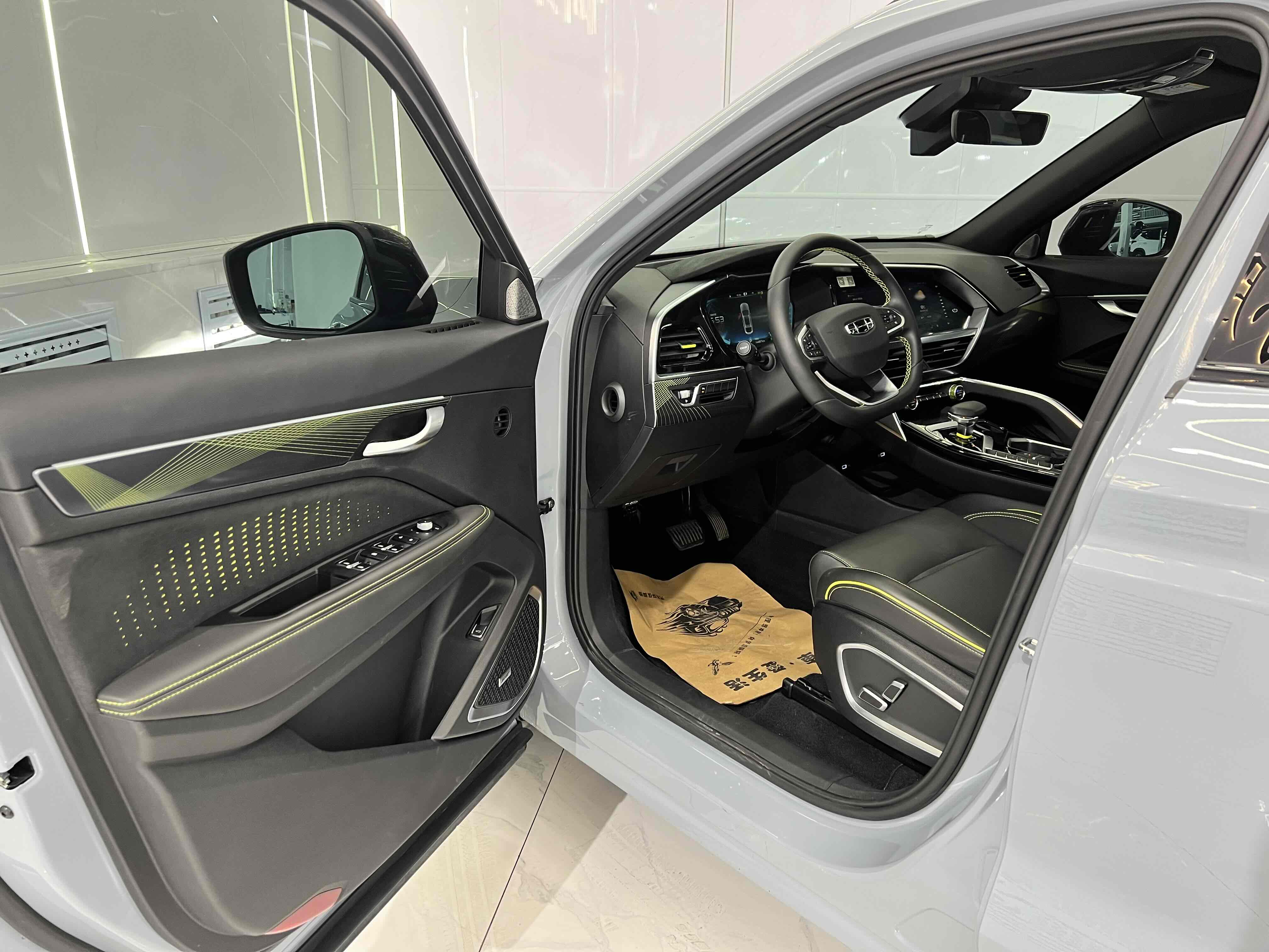 GEELY Tugella S 2021 car image #8