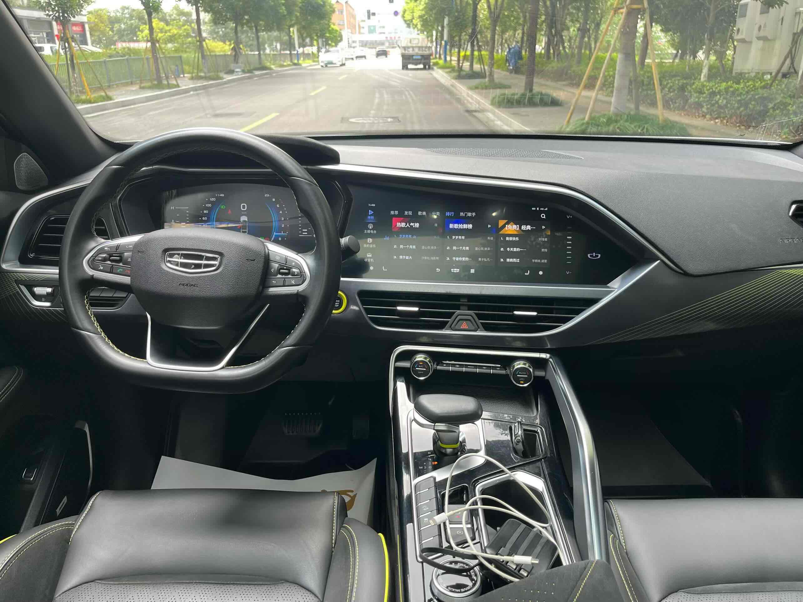 GEELY Tugella S 2021 #8 GEELY Tugella S 2021 car image #8