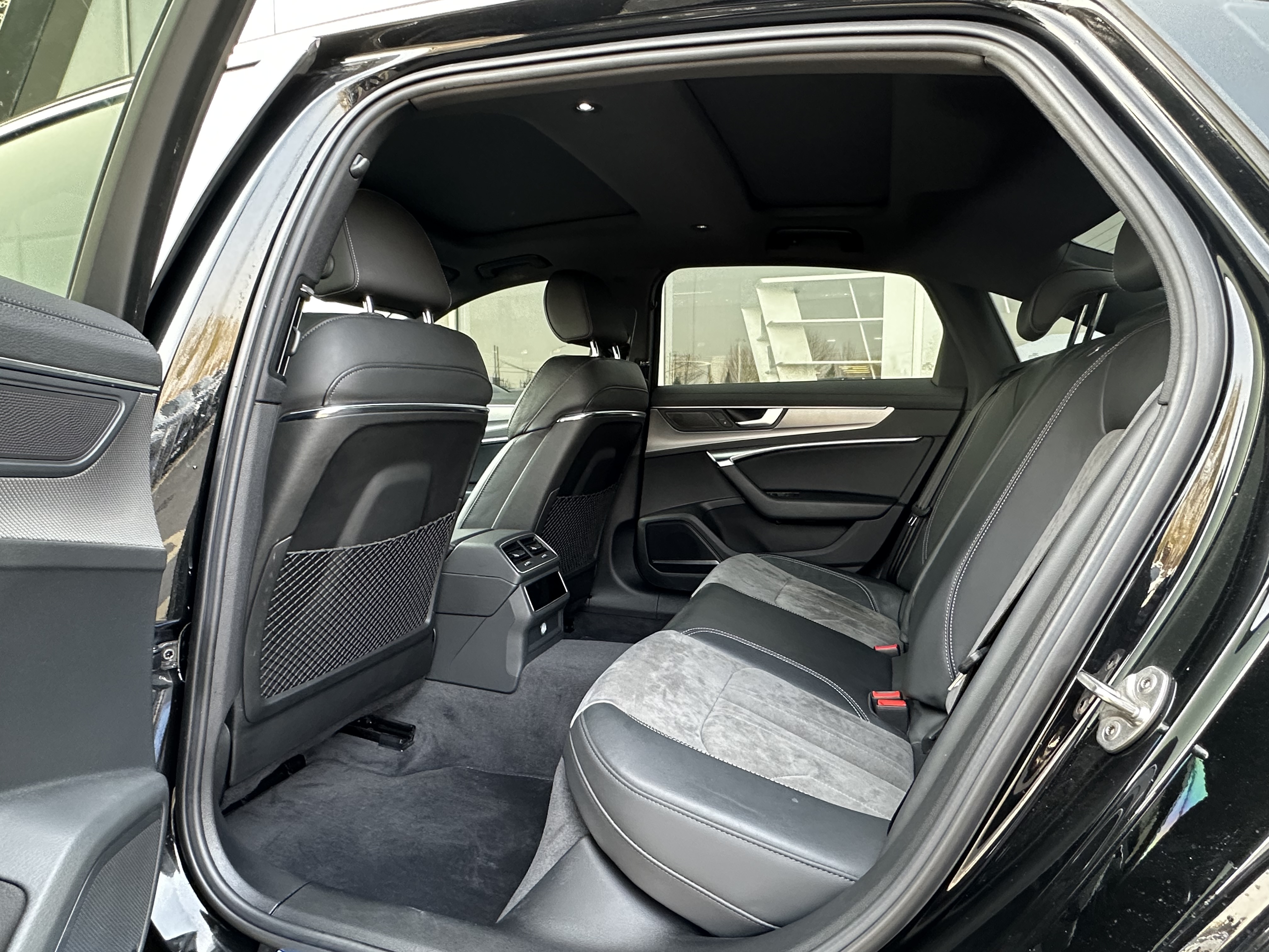 Audi 2021 car image #8