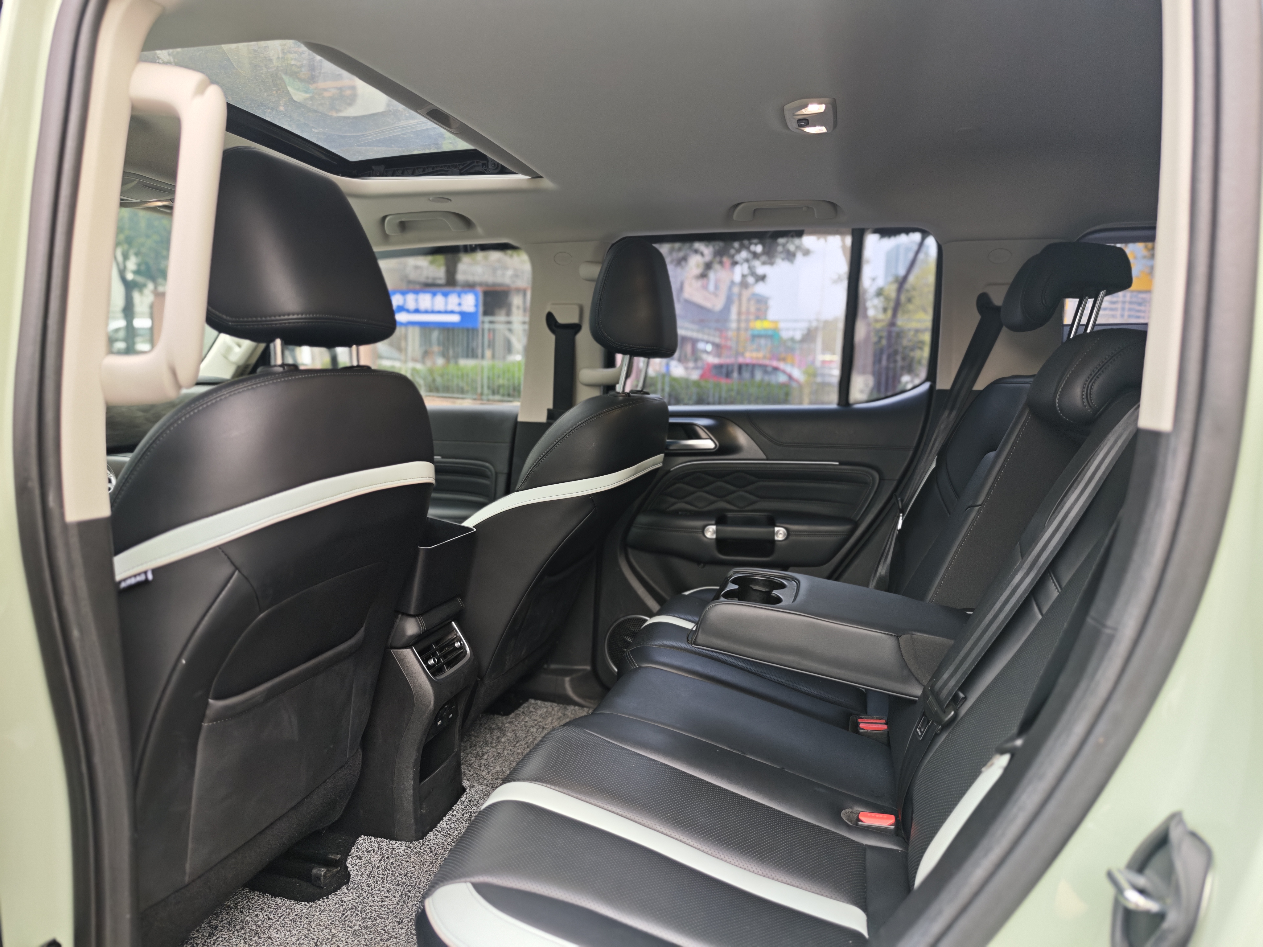 坦克 坦克300 2022 汽车图片 #8