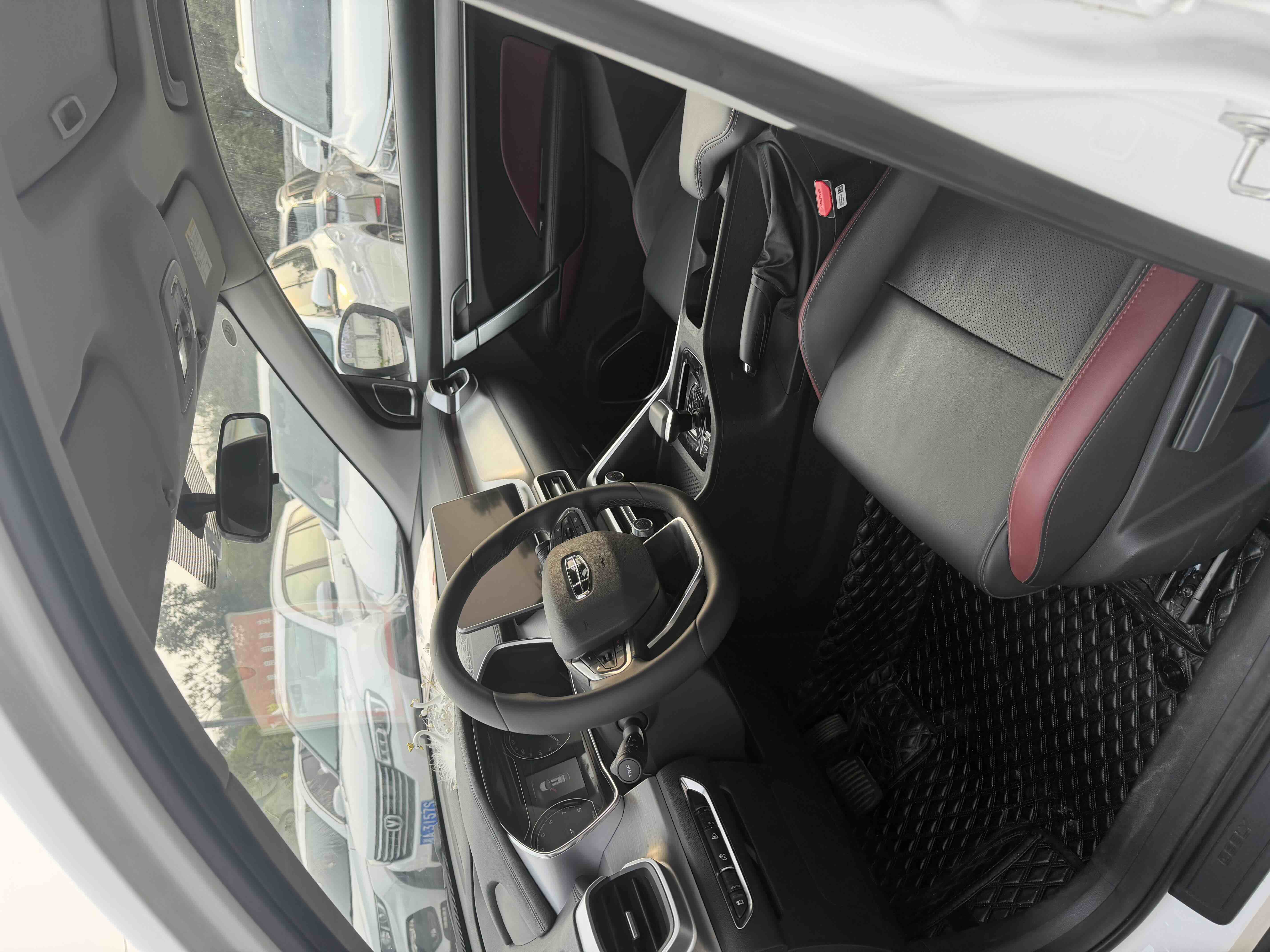 GEELY Coolray 2021 #8 GEELY Coolray 2021 car image #8