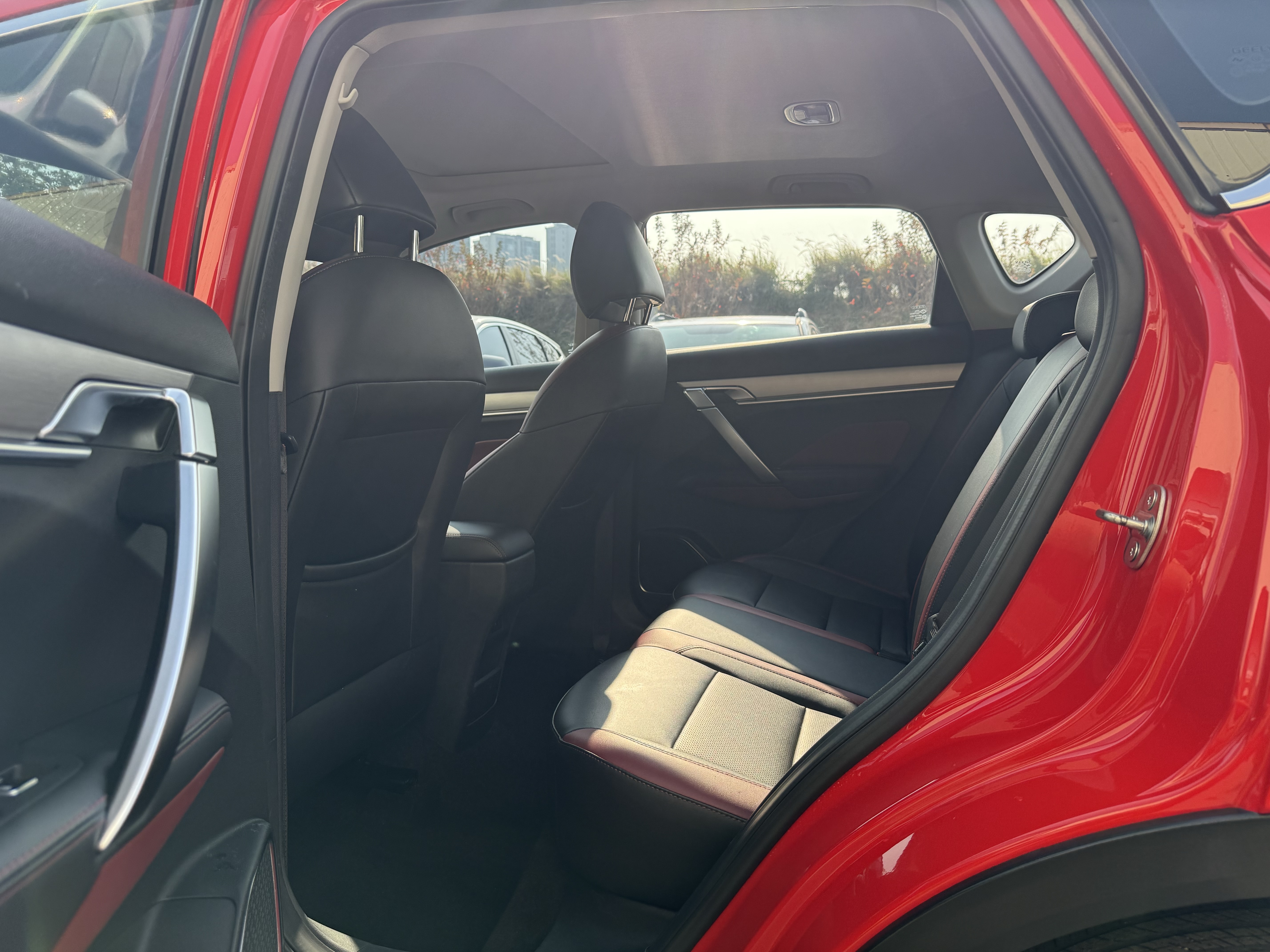 GEELY Coolray 2022 #8 GEELY Coolray 2022 car image #8