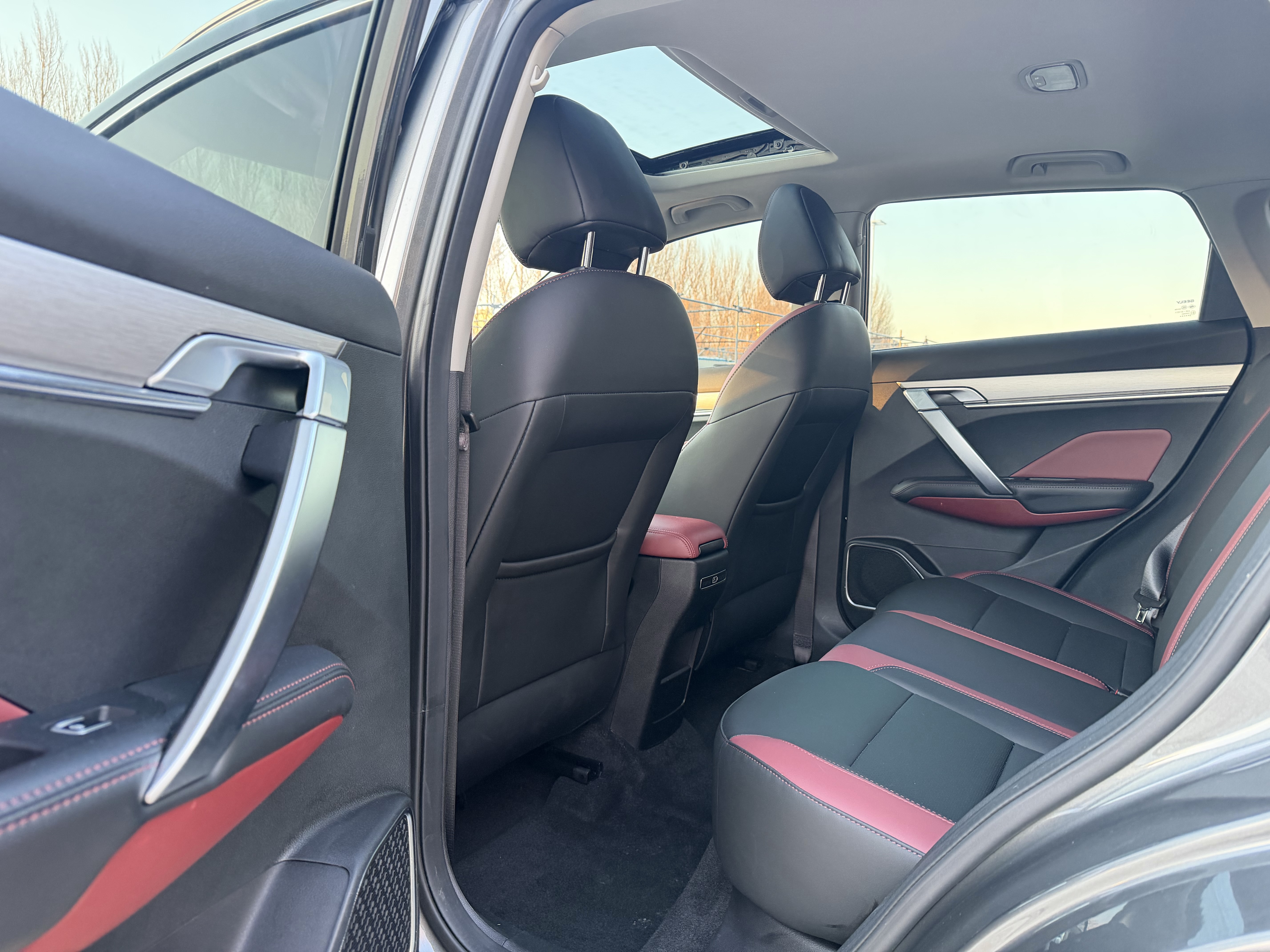 GEELY Coolray 2022 #8 GEELY Coolray 2022 car image #8