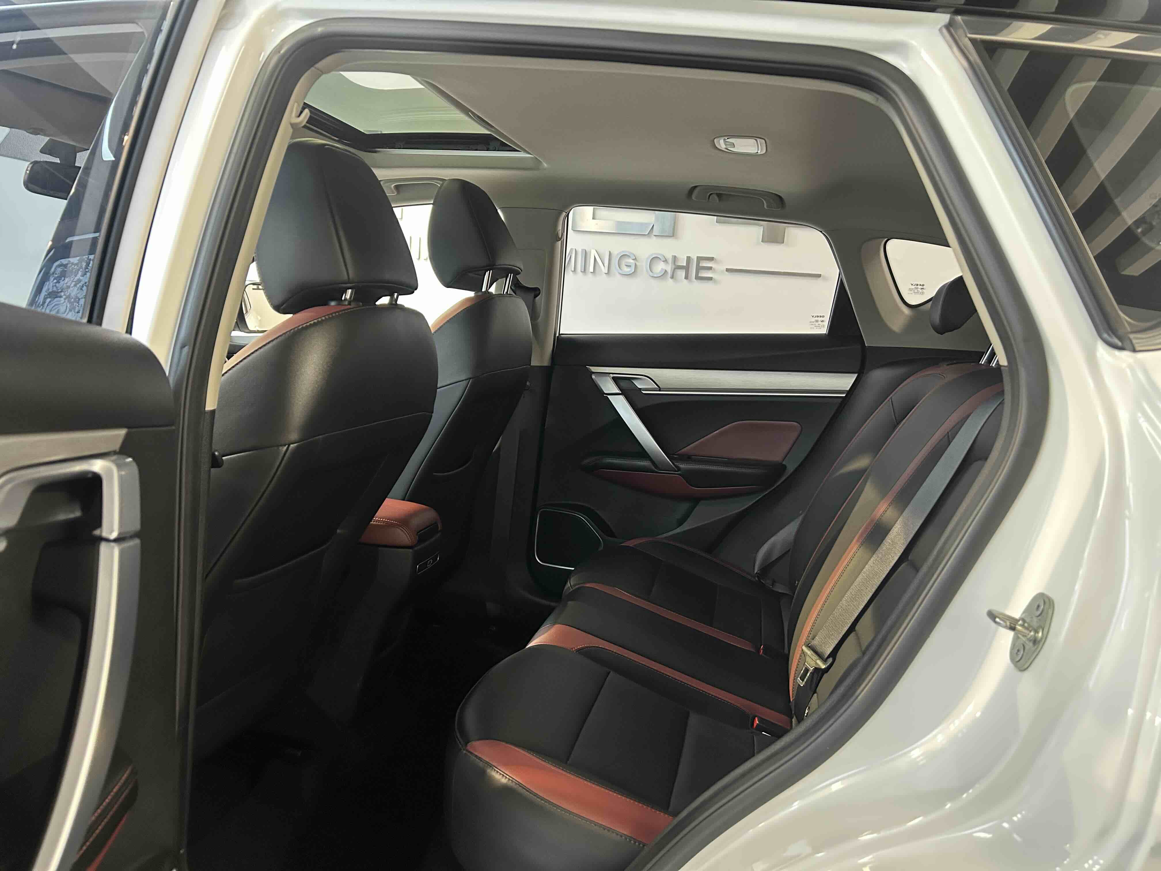 GEELY Coolray 2023 car image #8