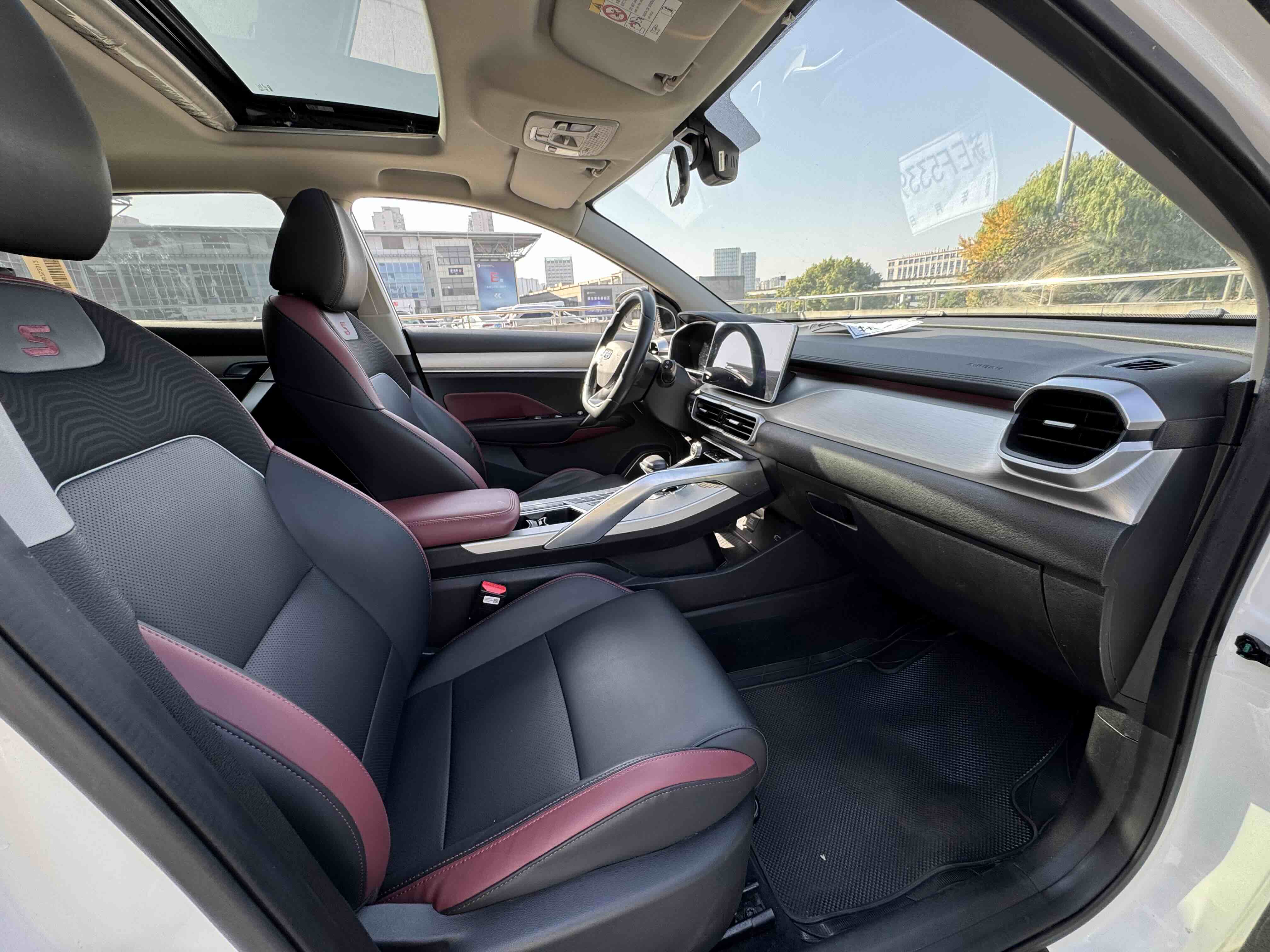 GEELY Coolray 2021 #8 GEELY Coolray 2021 car image #8