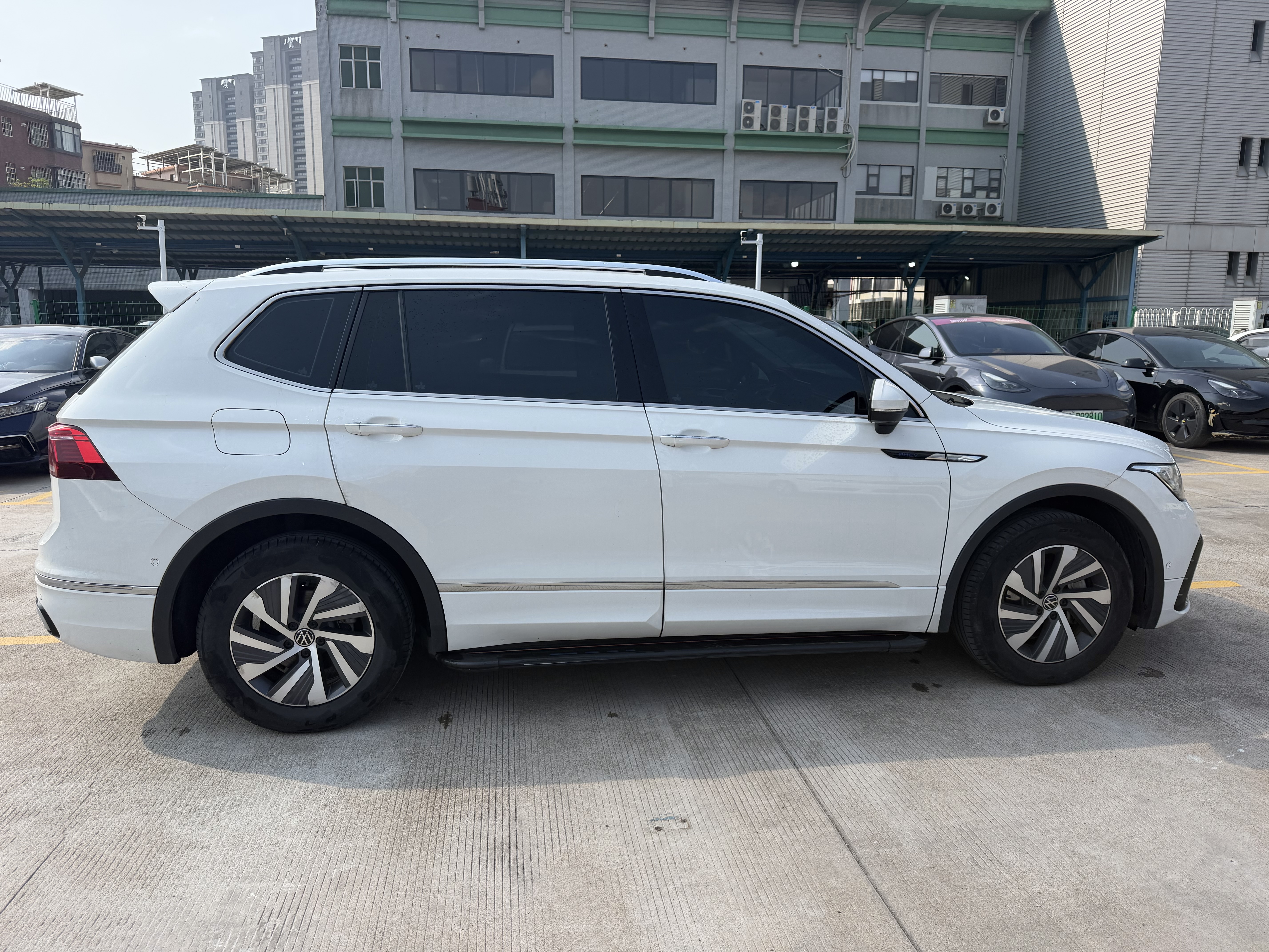 Volkswagen Tiguan L New Energy 2022 imagen de coche #8