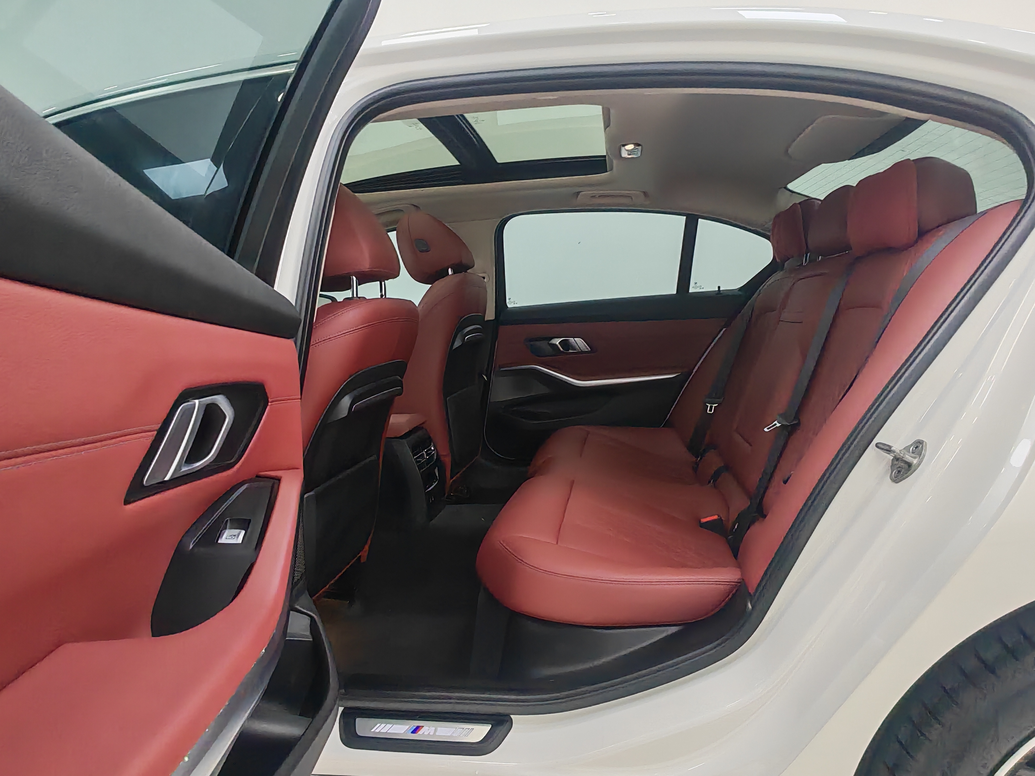 BMW 3 Series 2022 #8 BMW 3 Series 2022 car image #8