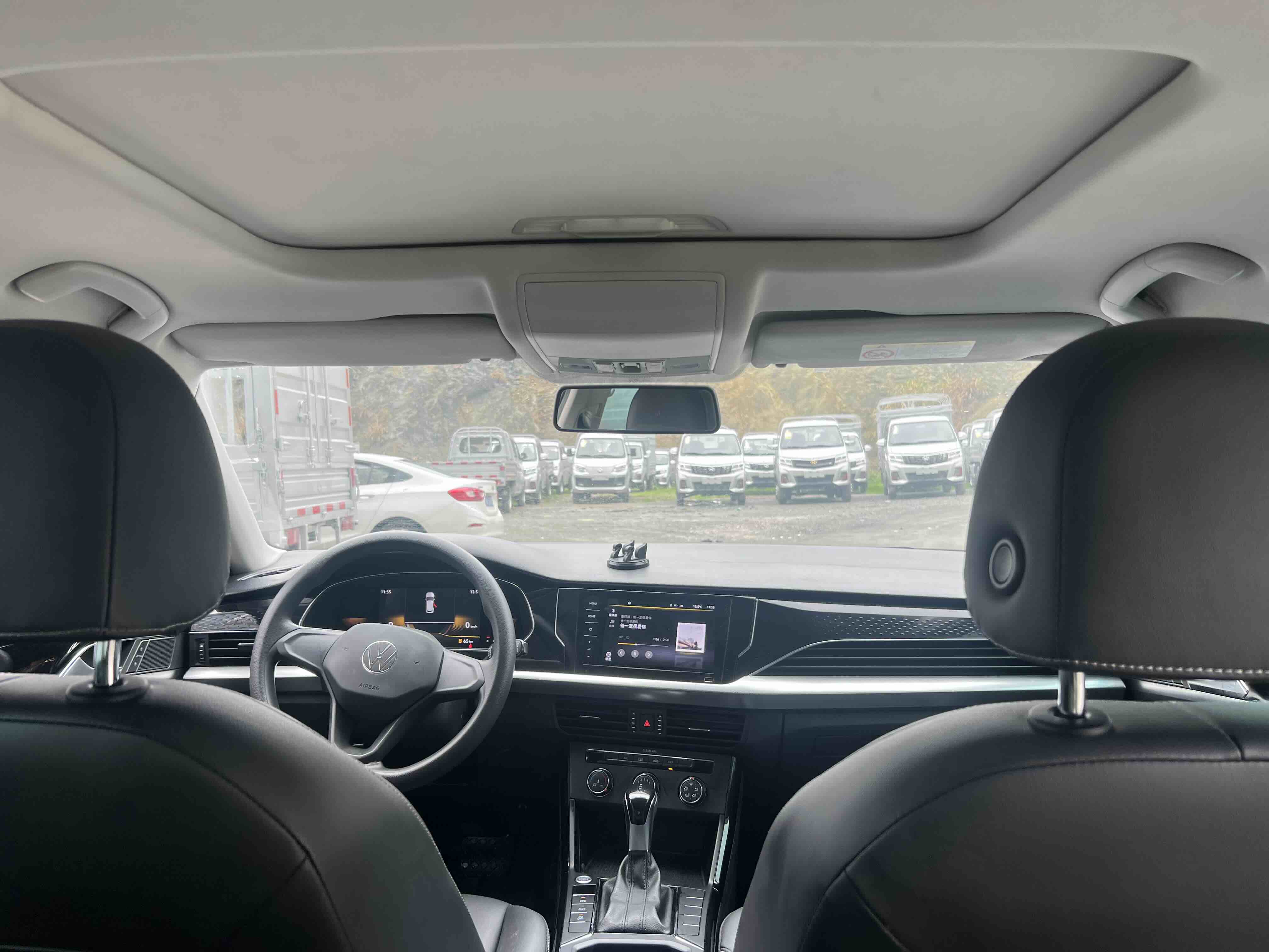 Volkswagen Passat 2022 صورة سيارة #8