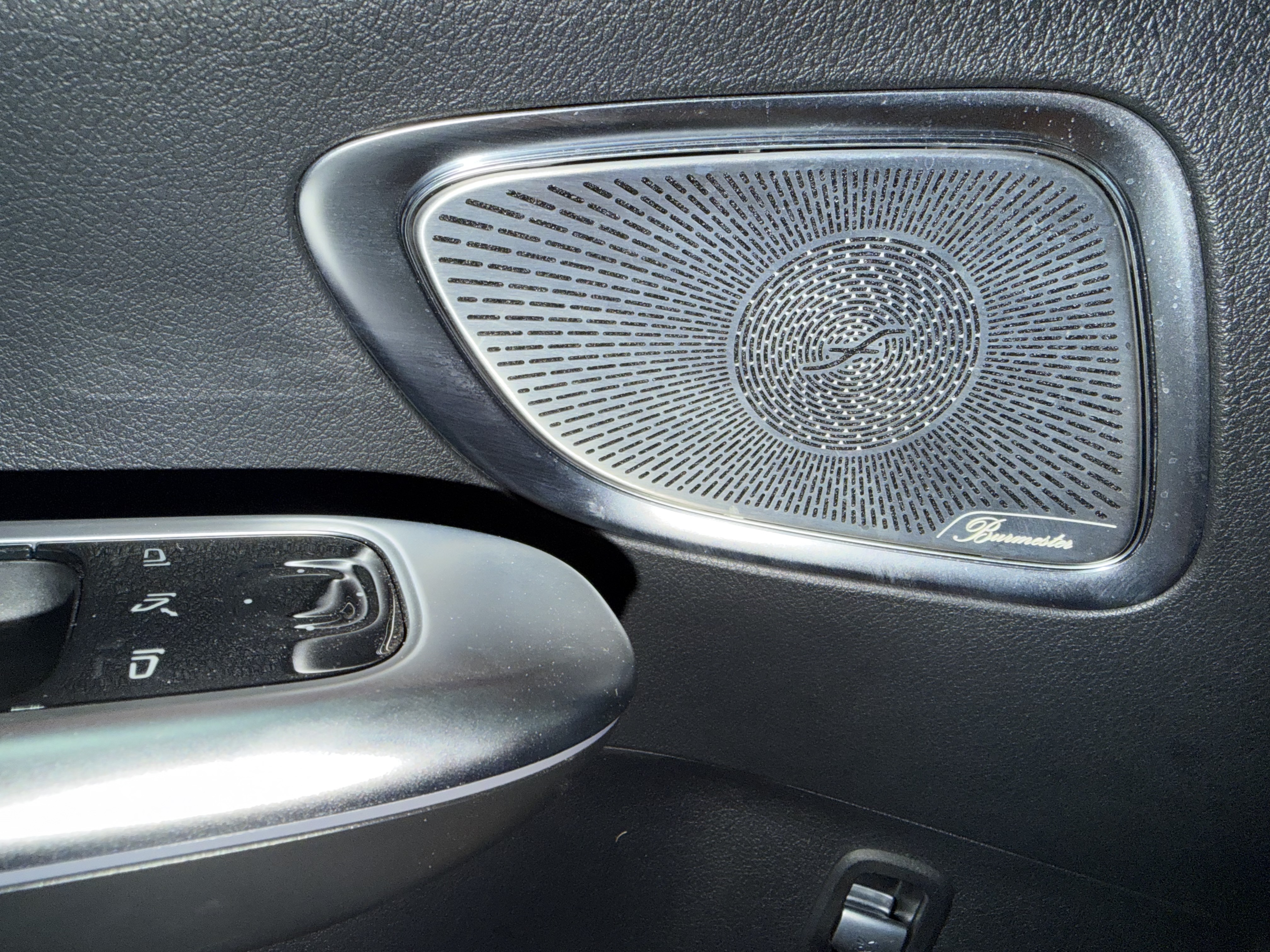 Mercedes-Benz C Class 2022 car image #8