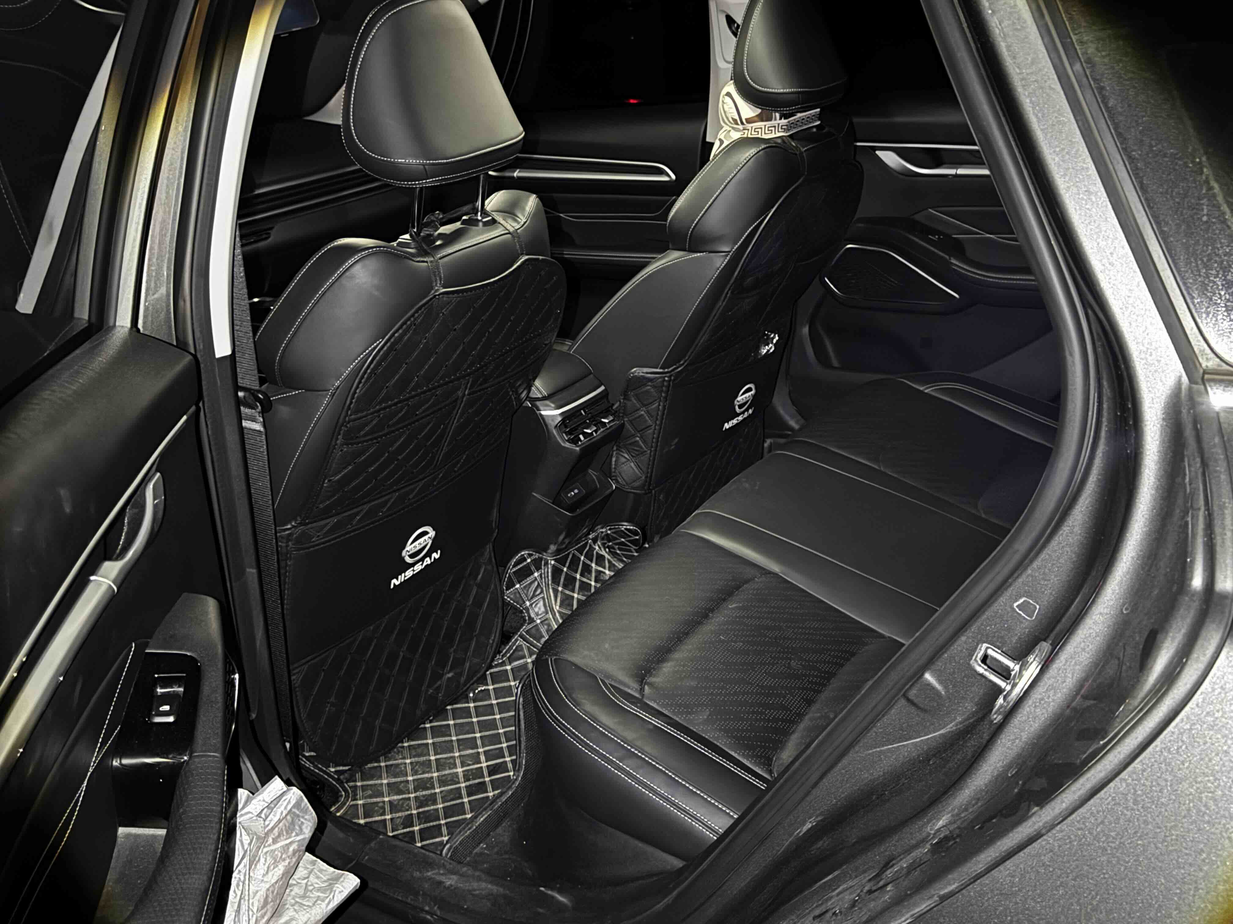 GEELY Emgrand 2021 car image #8