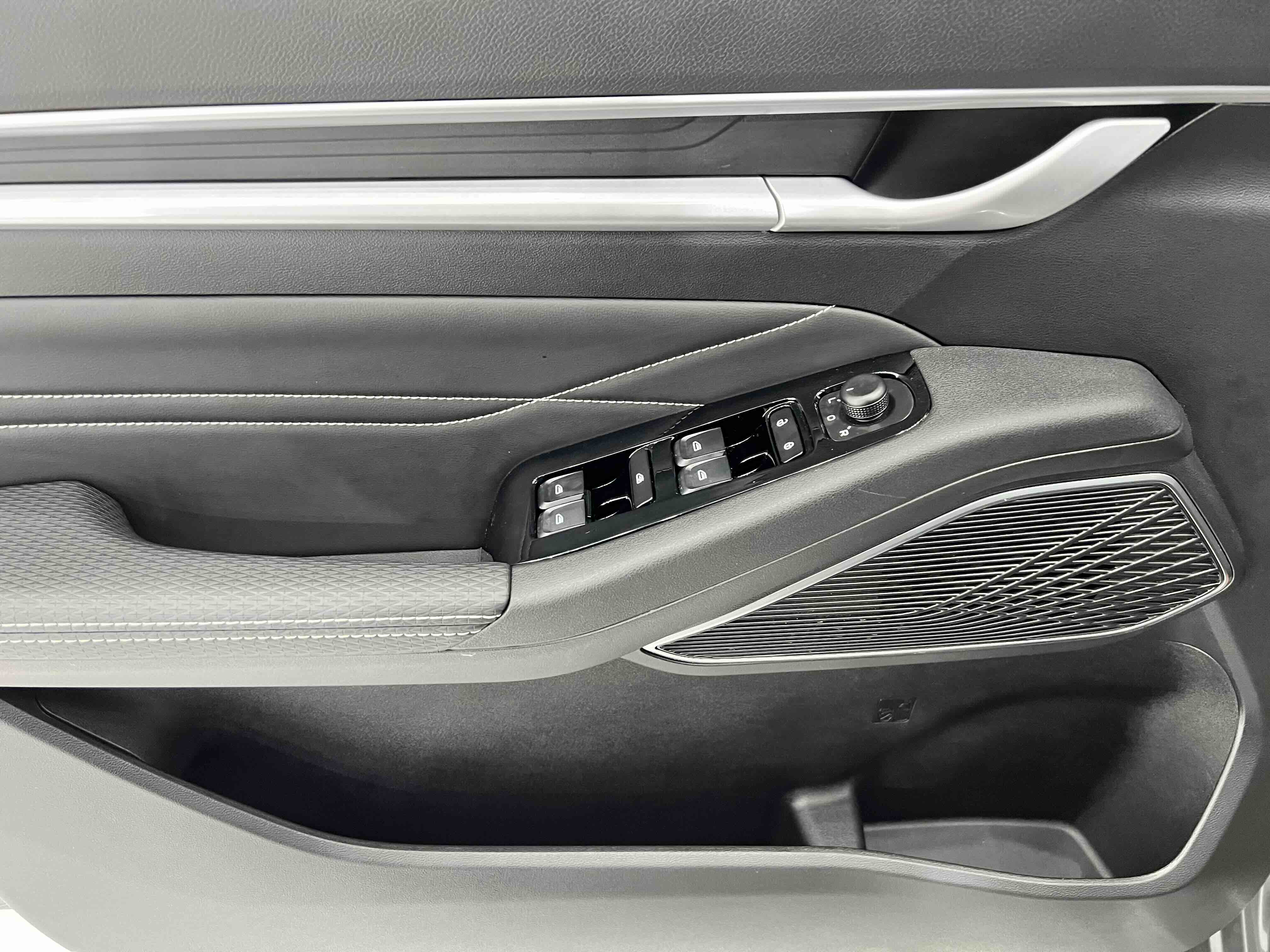 GEELY Emgrand 2022 #8 GEELY Emgrand 2022 car image #8