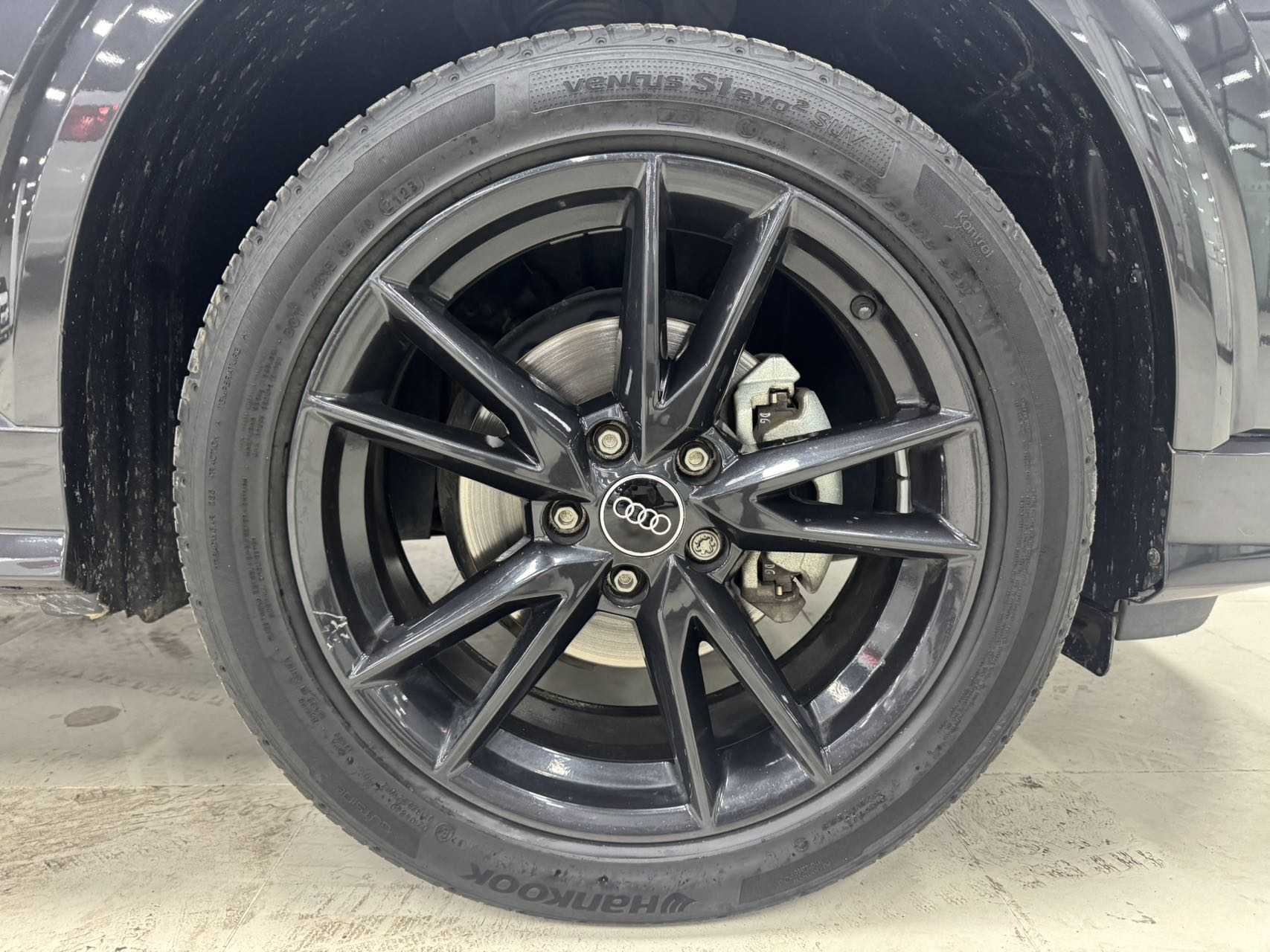 Q2L 2023 #8 Q2L 2023 car image #8