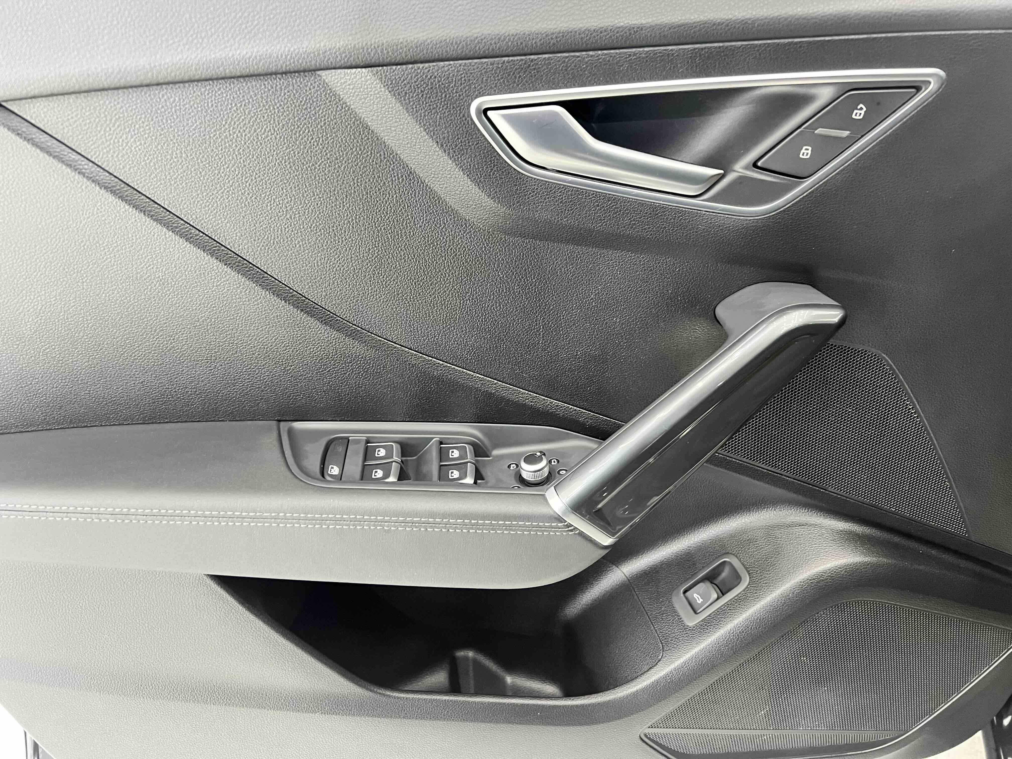 2022 #8 2022 car image #8