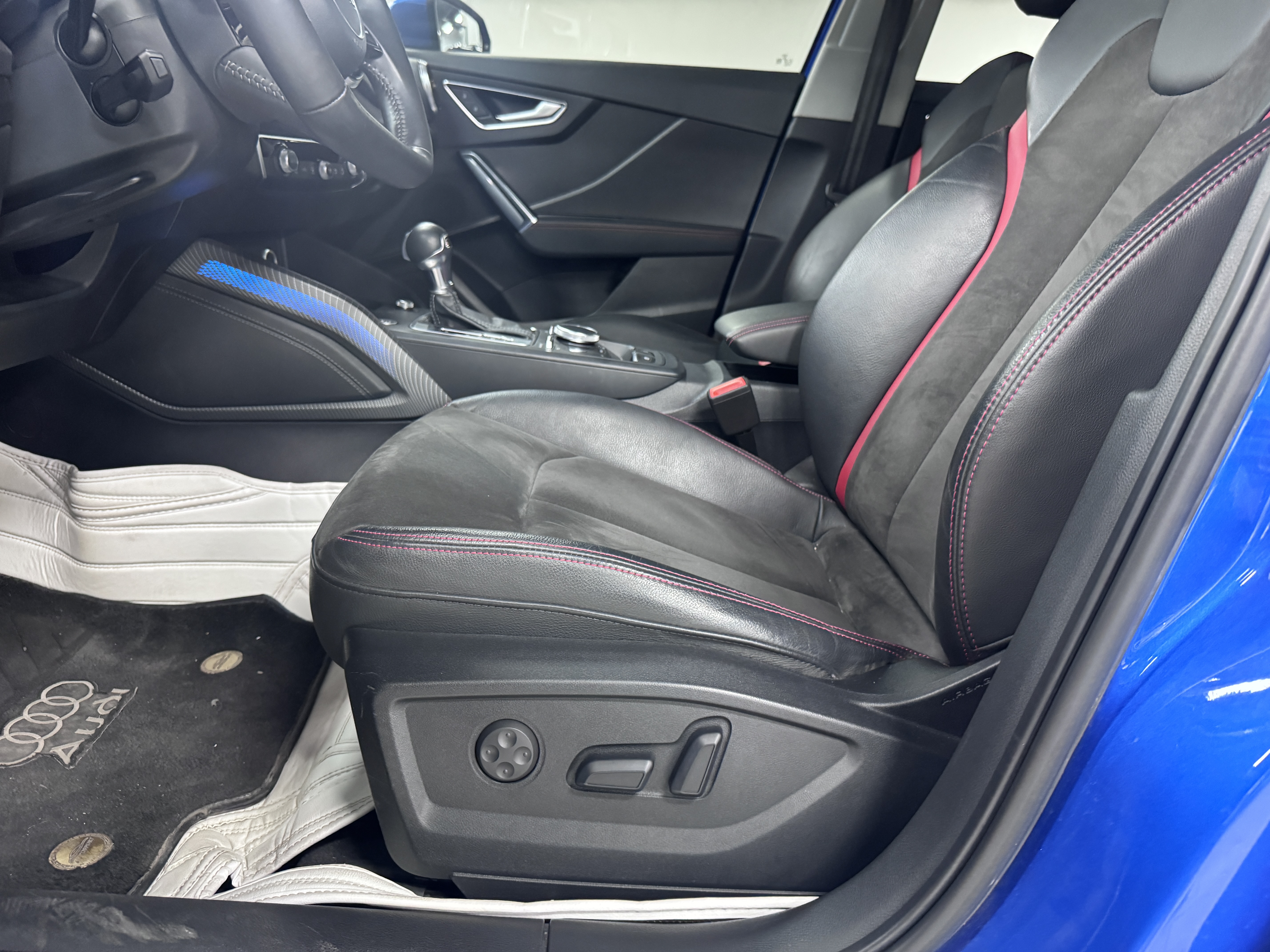 Audi Q2L 2021 imagem de carro #8